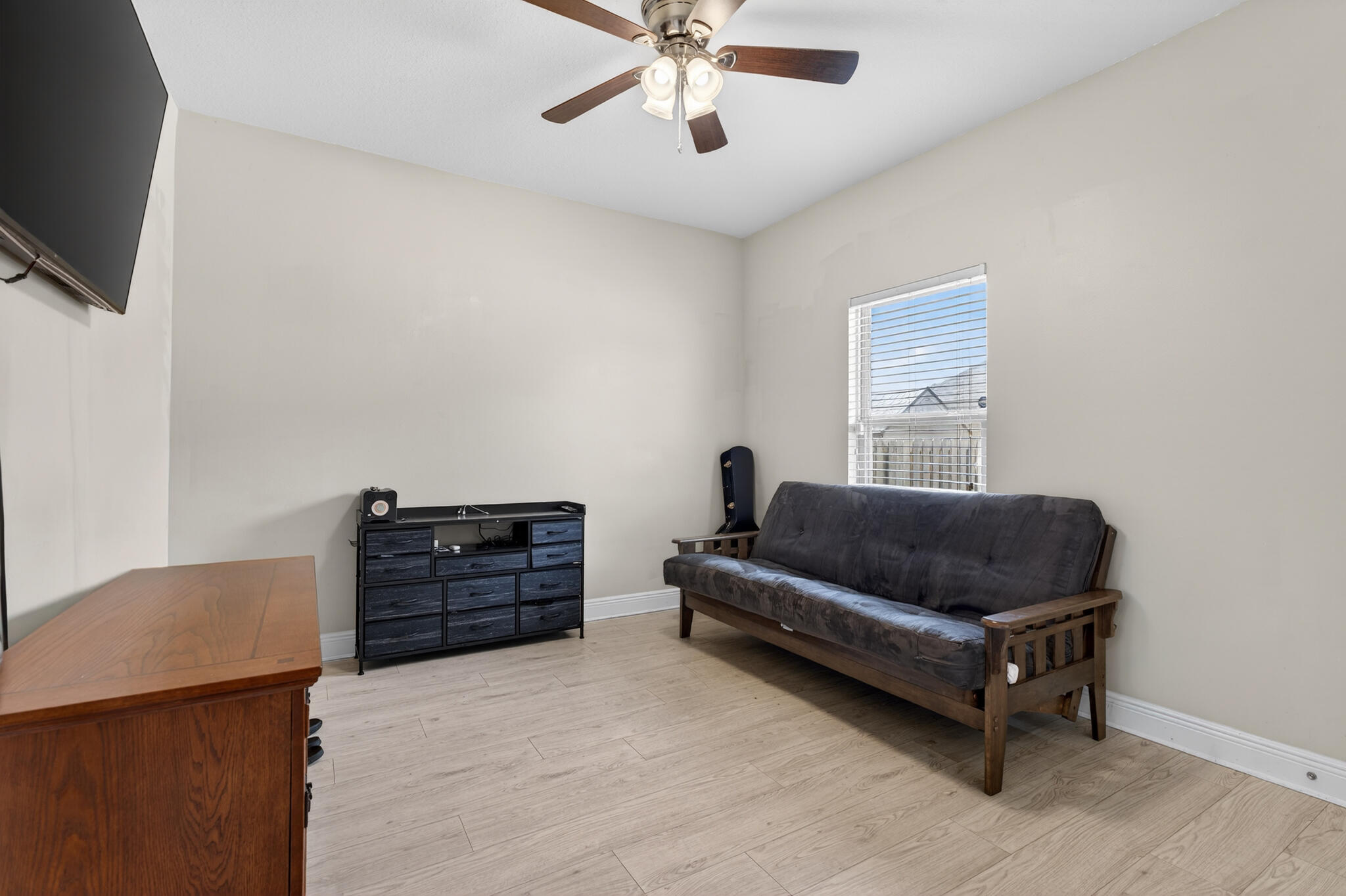 REDSTONE COMMONS - Residential