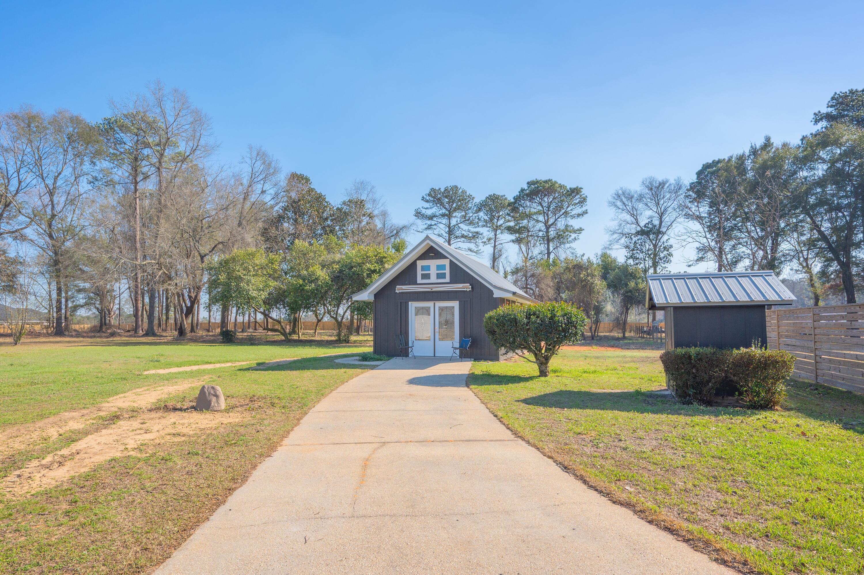 METES & BOUNDS - Residential