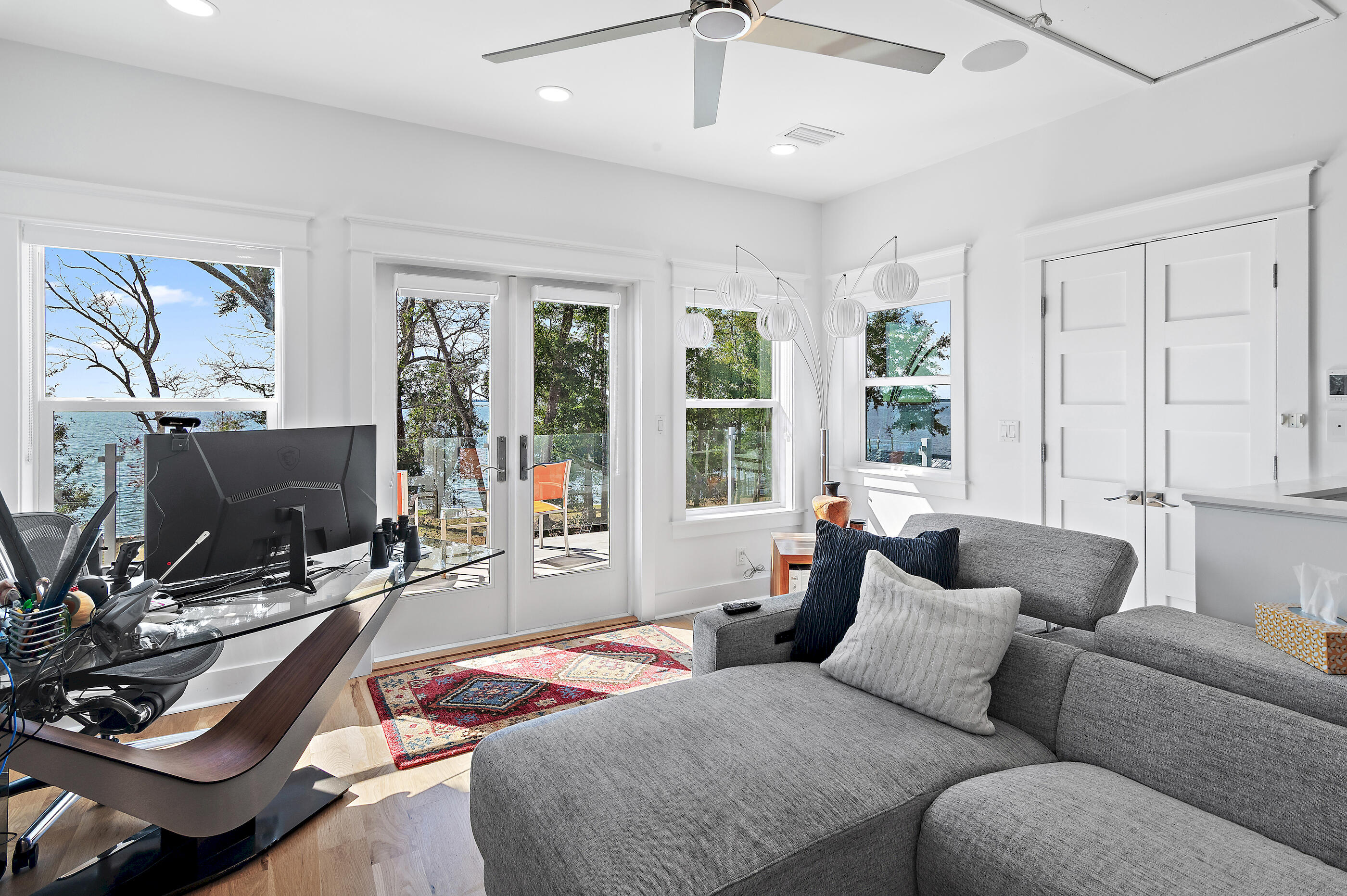 BAYVIEW - Residential