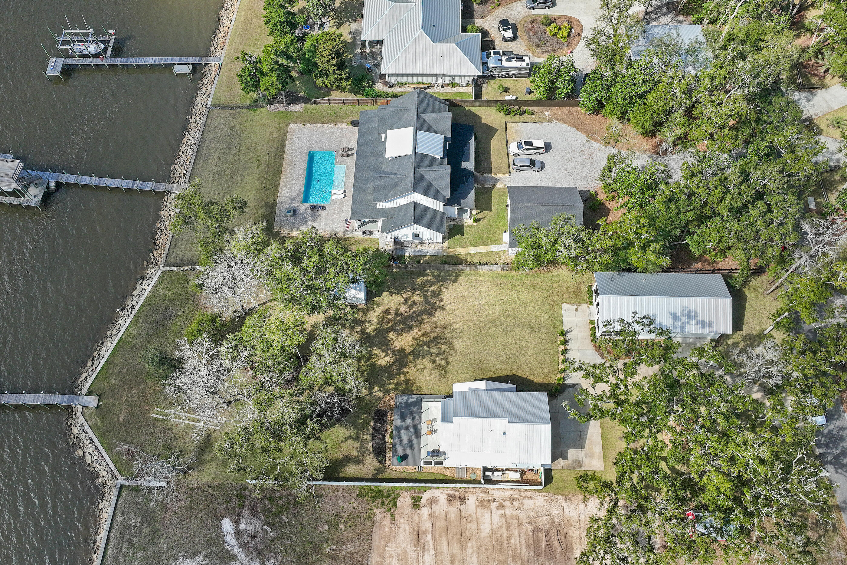 BAYVIEW - Residential