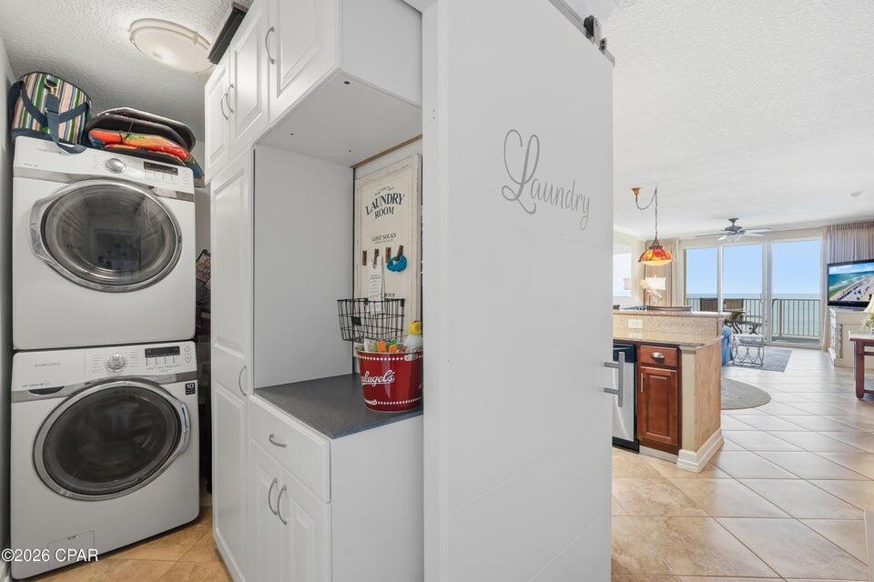 TROPIC WINDS - Residential