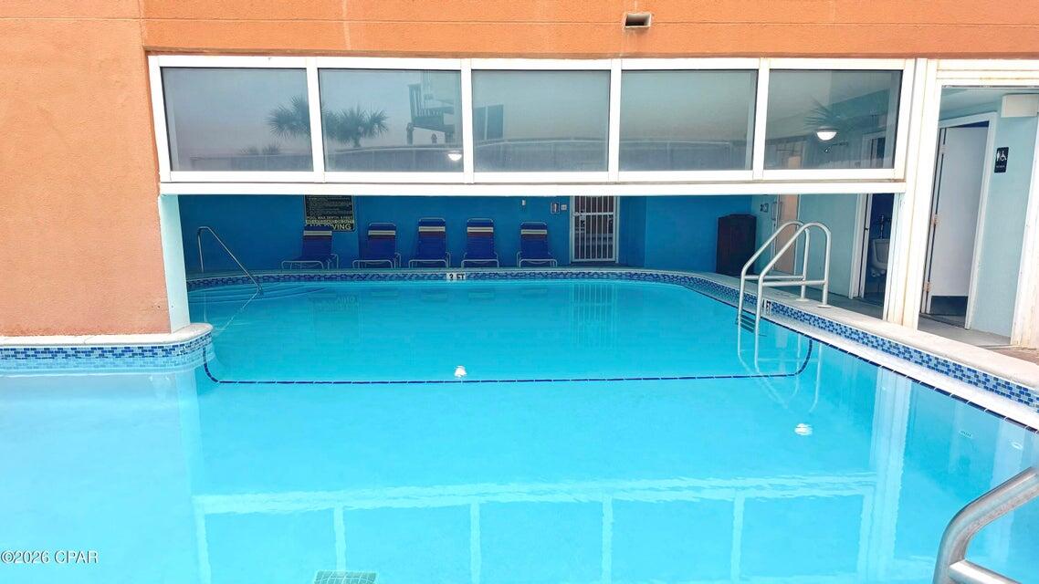 TROPIC WINDS - Residential