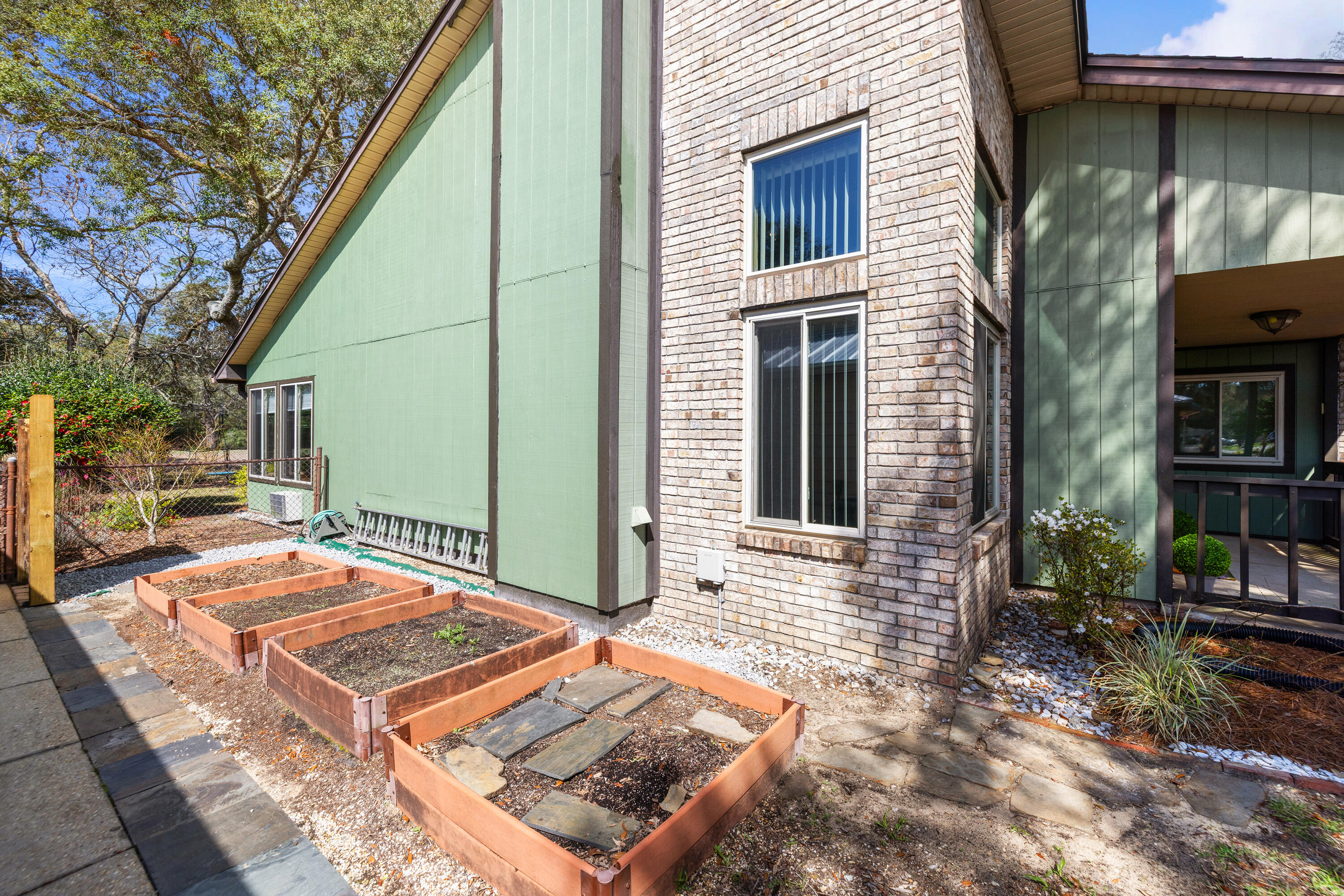 CEDAR RIDGE PH 4 - Residential