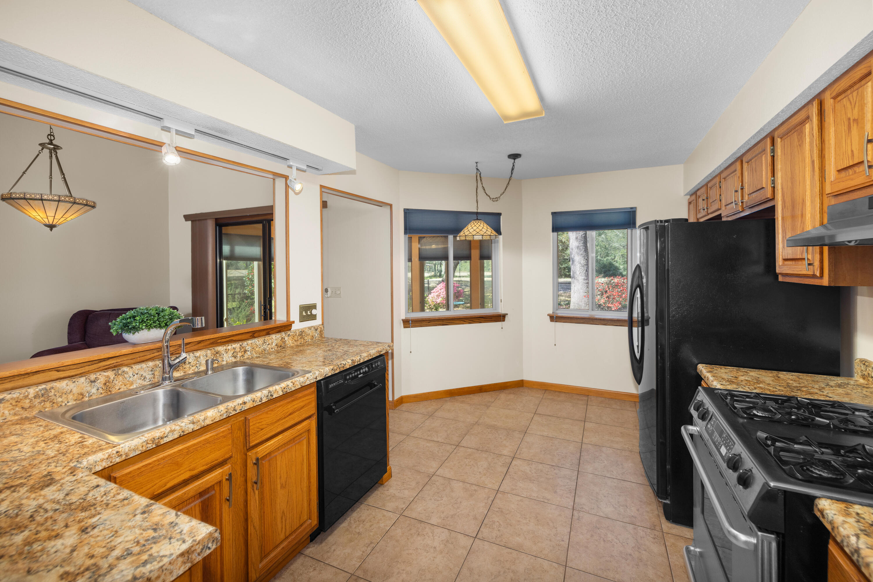 CEDAR RIDGE PH 4 - Residential