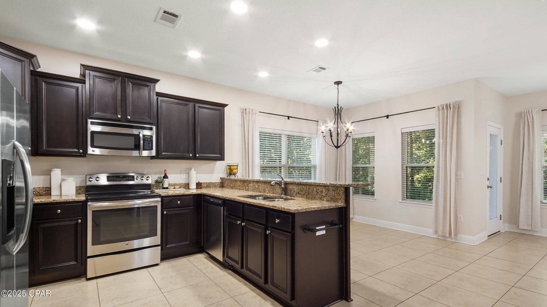 Mosaic Oaks - Residential