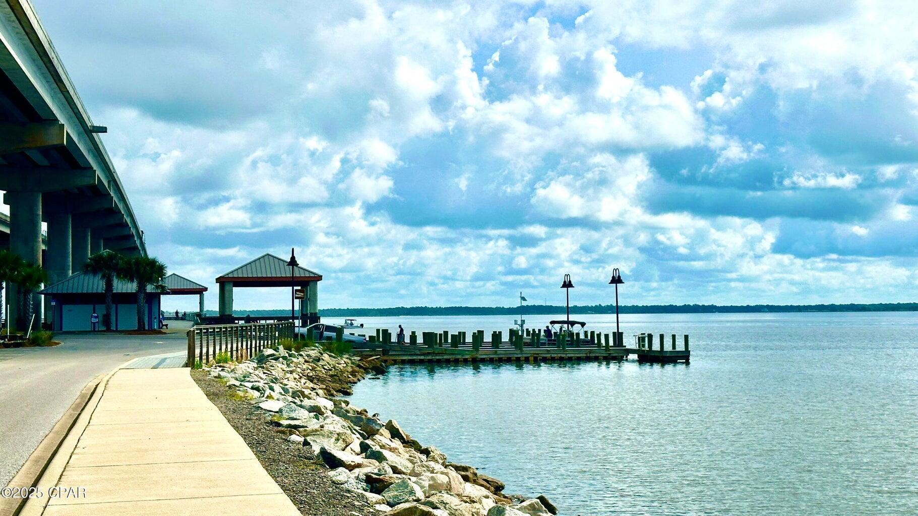 Mosaic Oaks - Residential