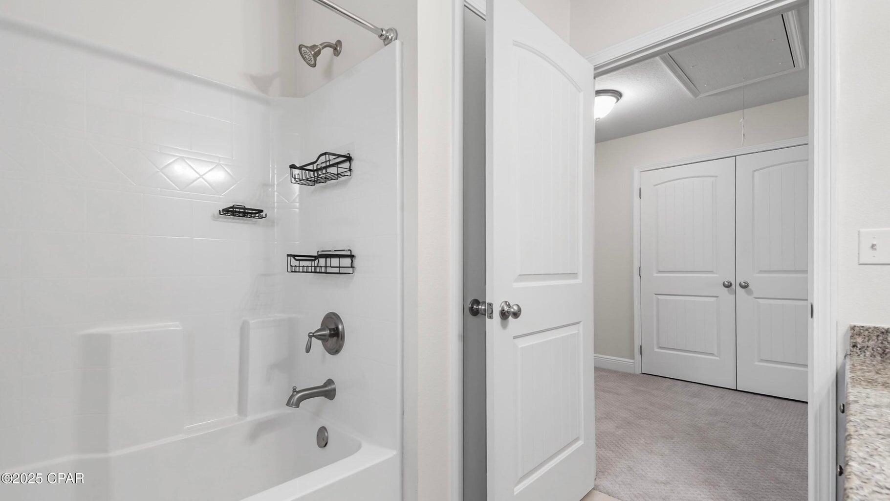 Mosaic Oaks - Residential