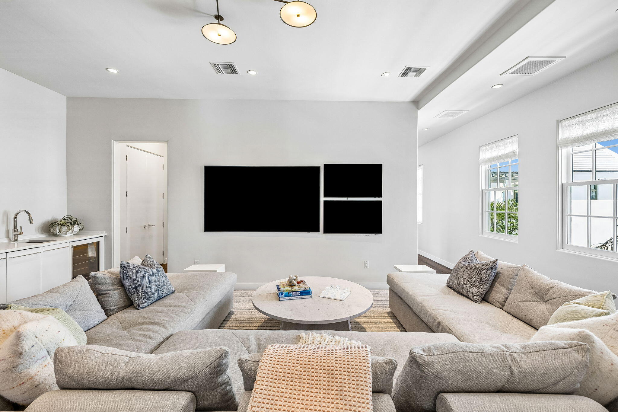 ALYS BEACH - Residential