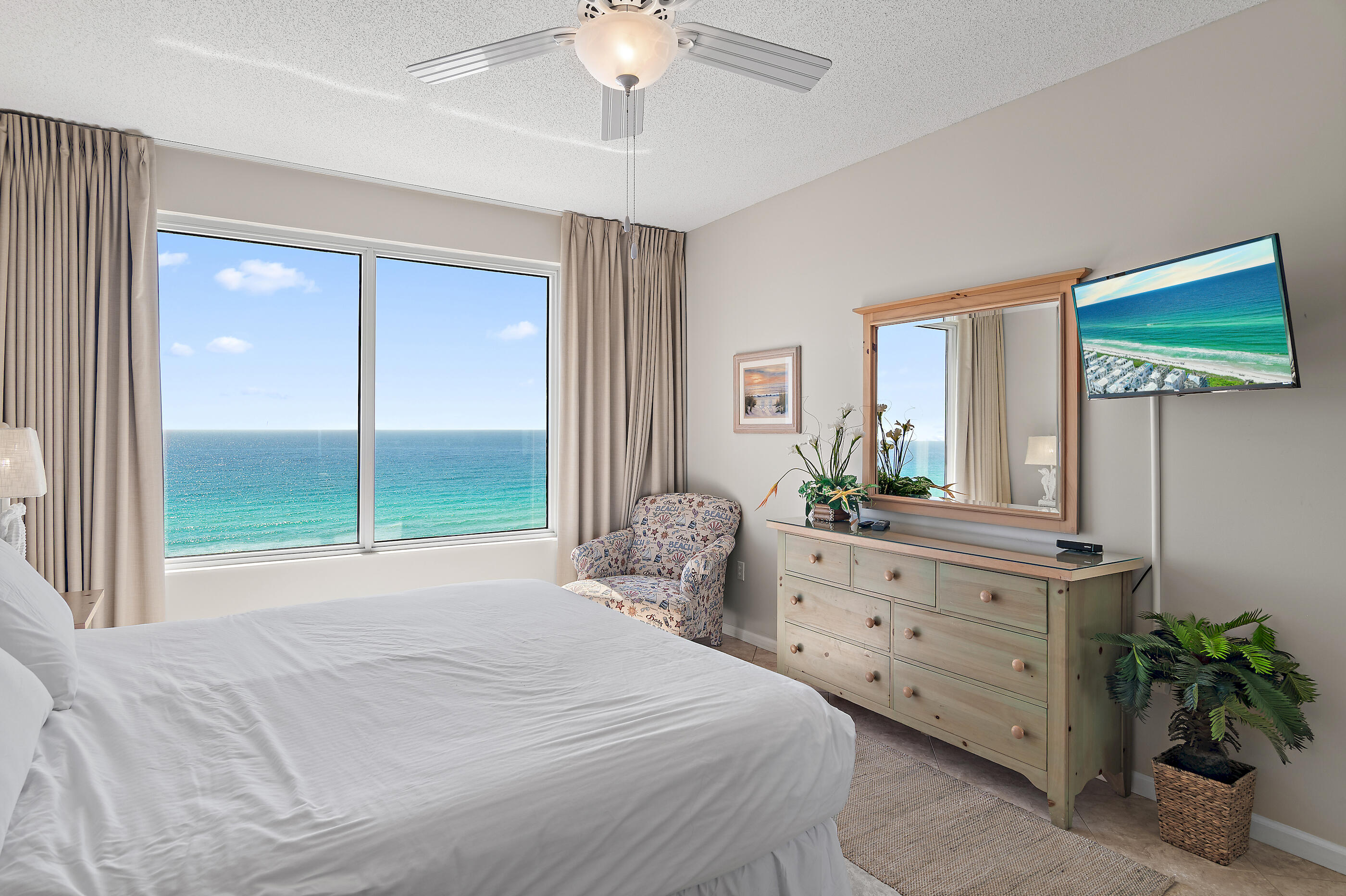 LEEWARD KEY - Residential