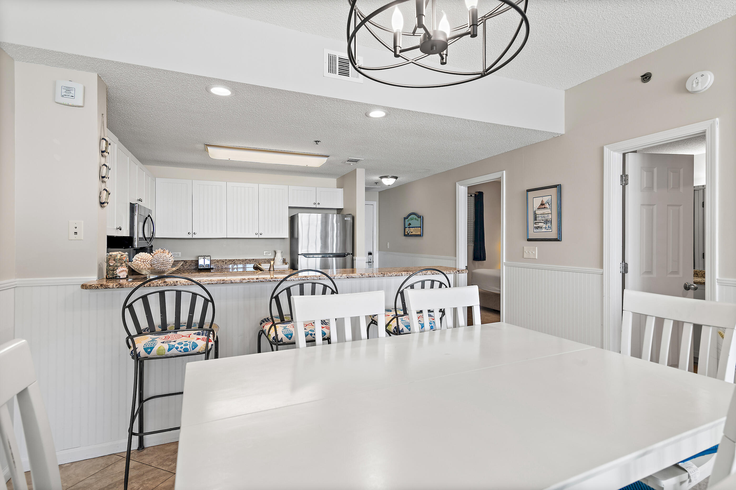 LEEWARD KEY - Residential