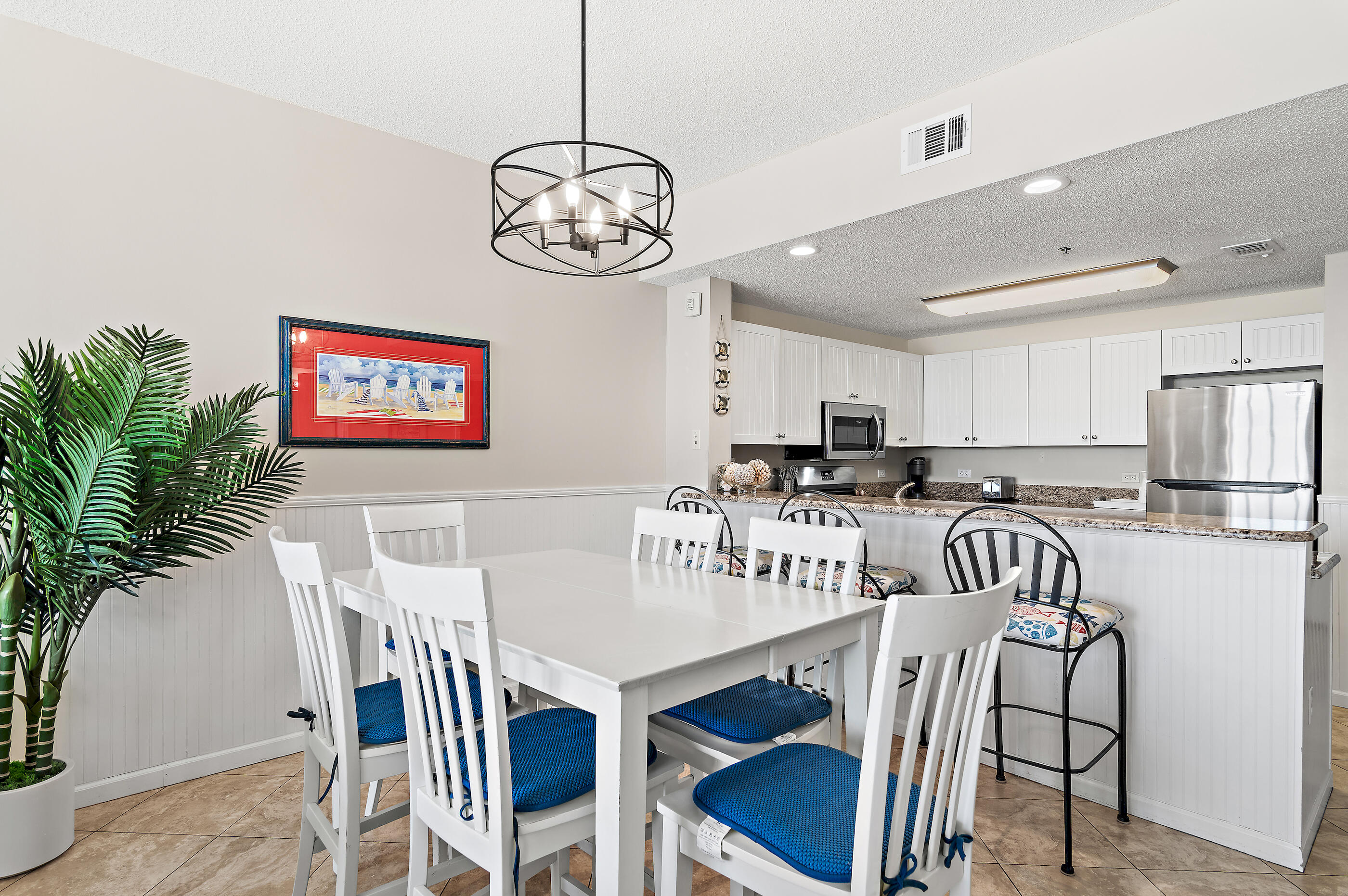 LEEWARD KEY - Residential