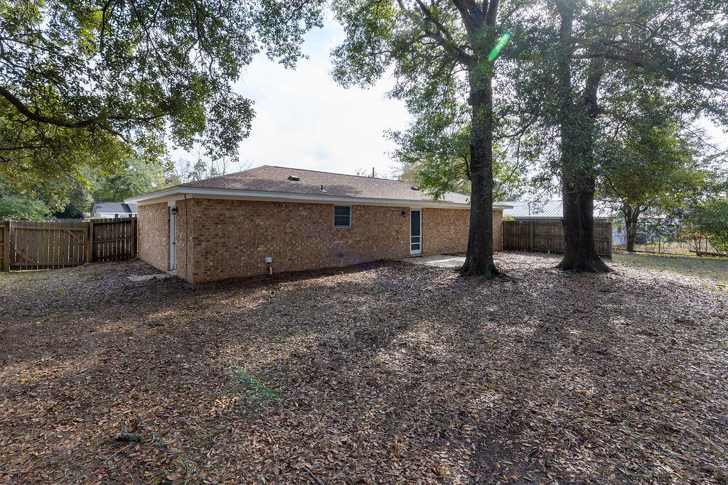 WELLINGTON FOREST - Residential