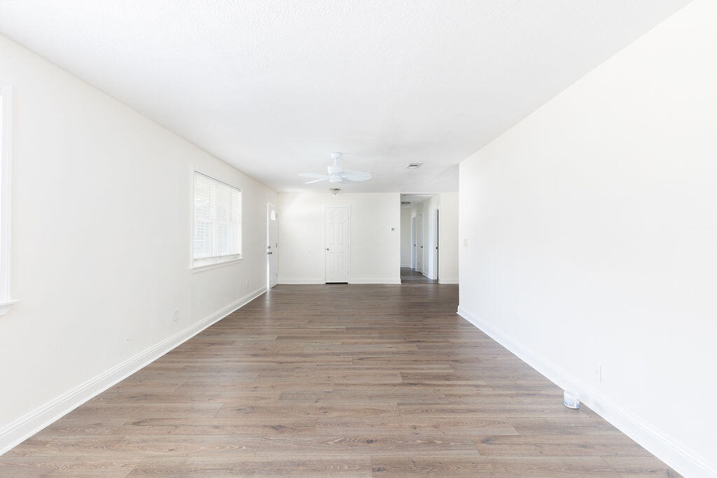 WELLINGTON FOREST - Residential