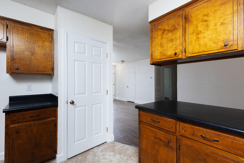 WELLINGTON FOREST - Residential