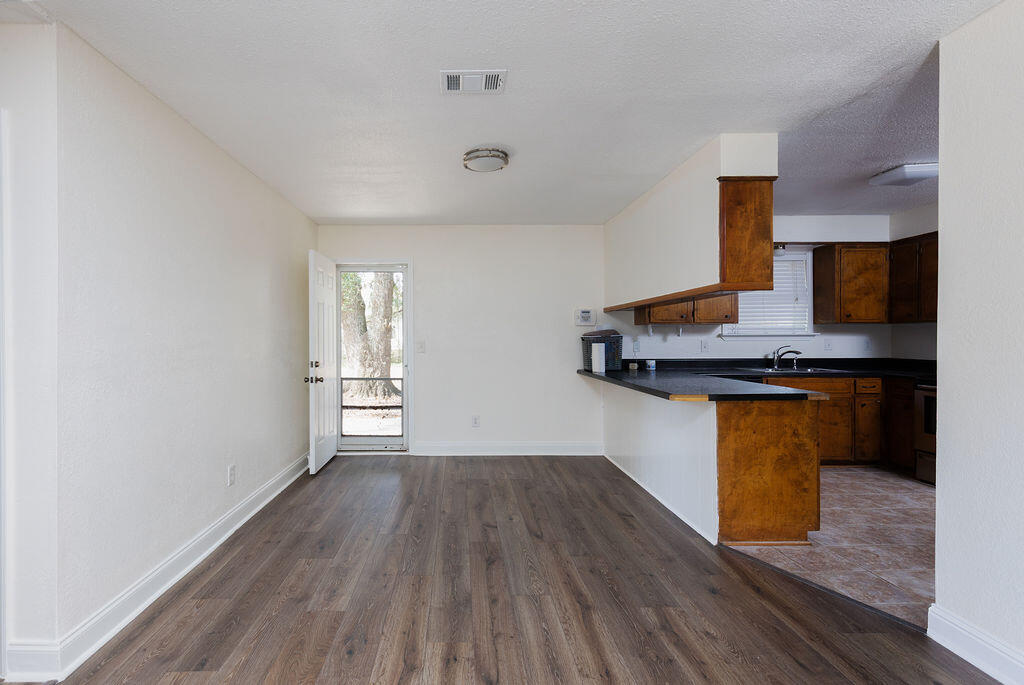 WELLINGTON FOREST - Residential