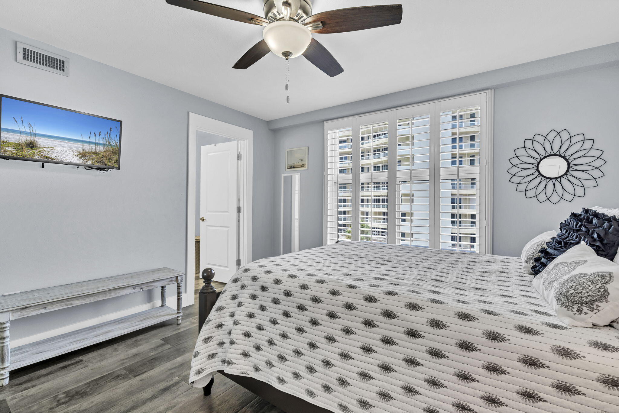 Waterview Towers - Residential