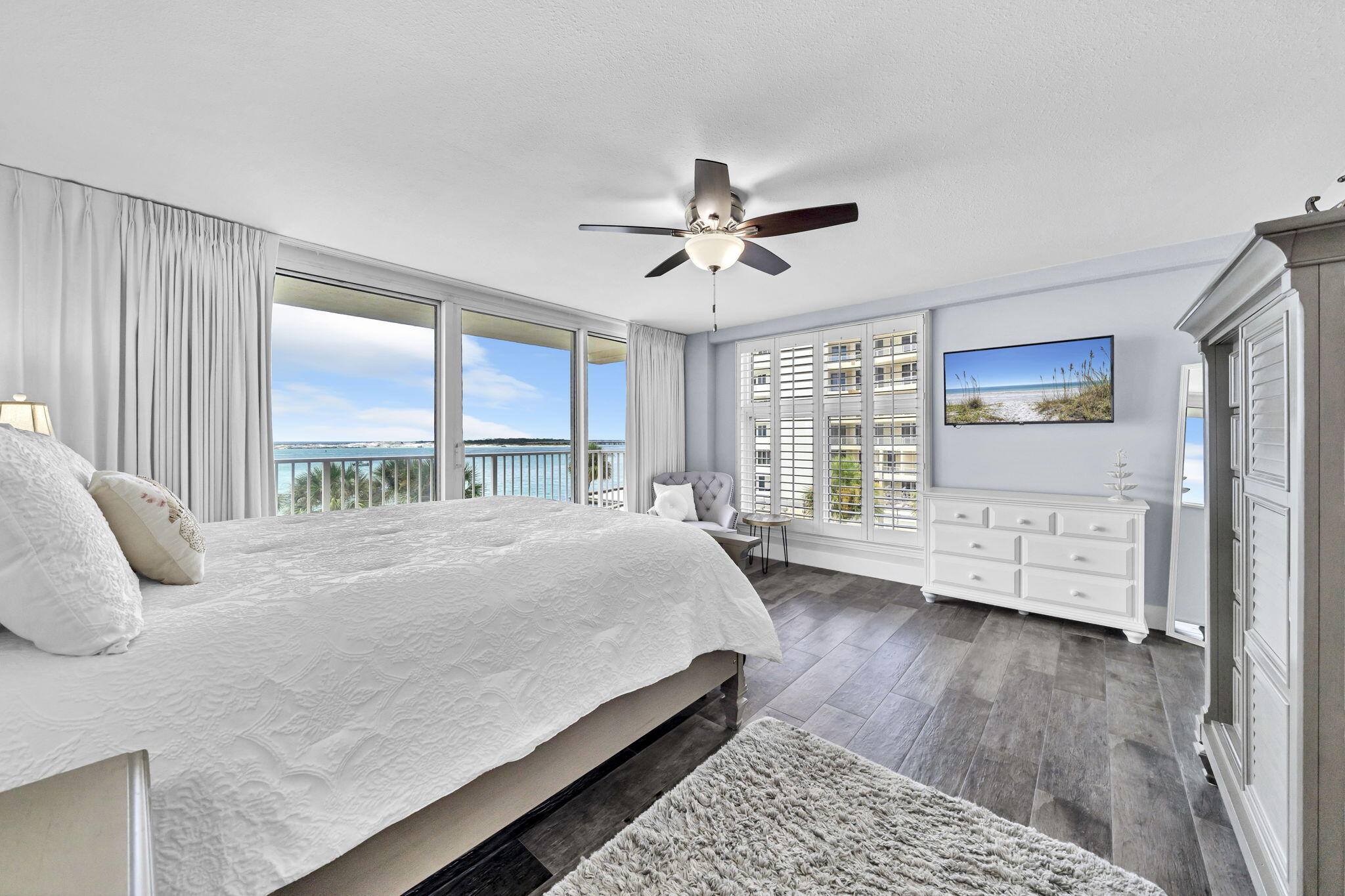 Waterview Towers - Residential