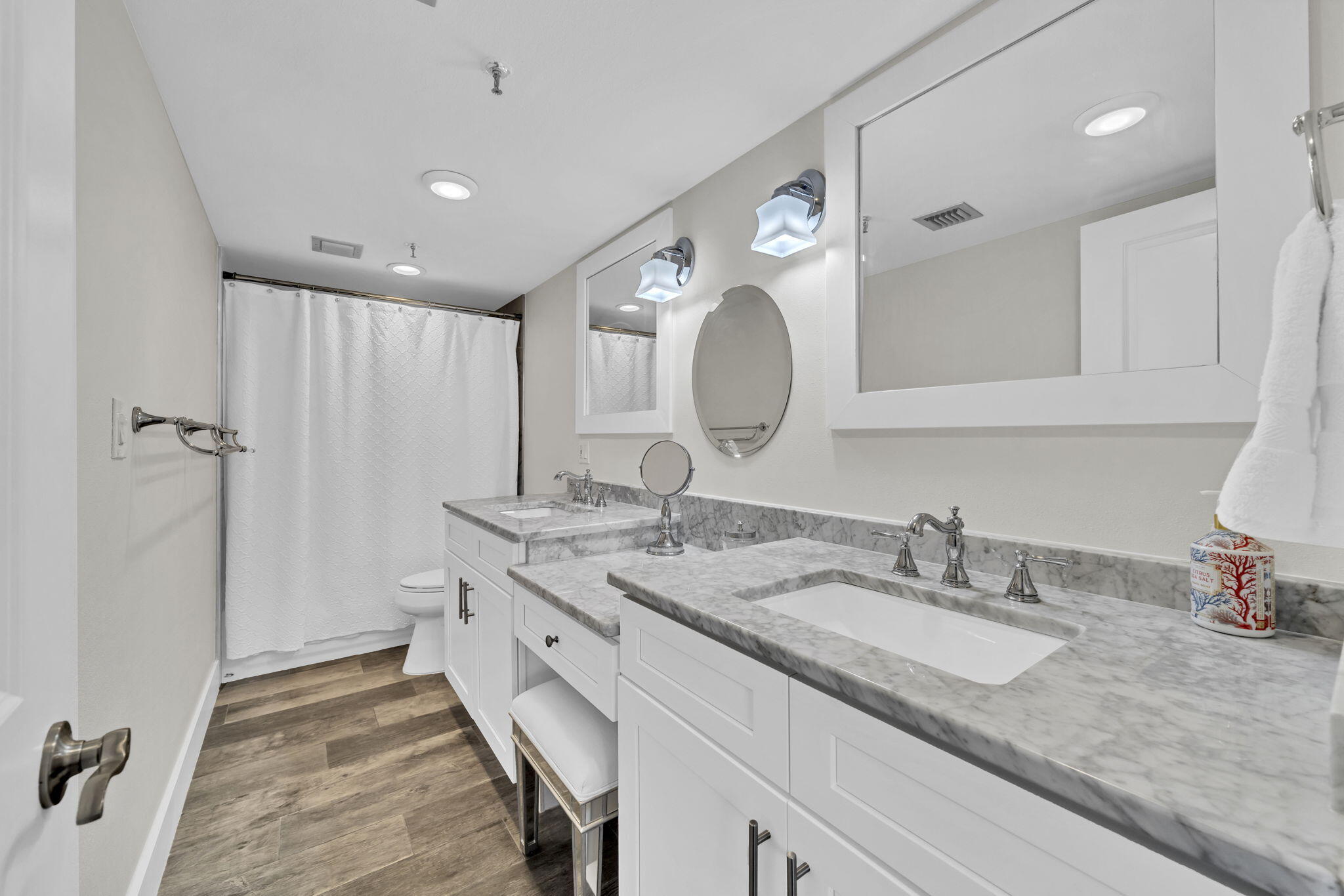 Waterview Towers - Residential