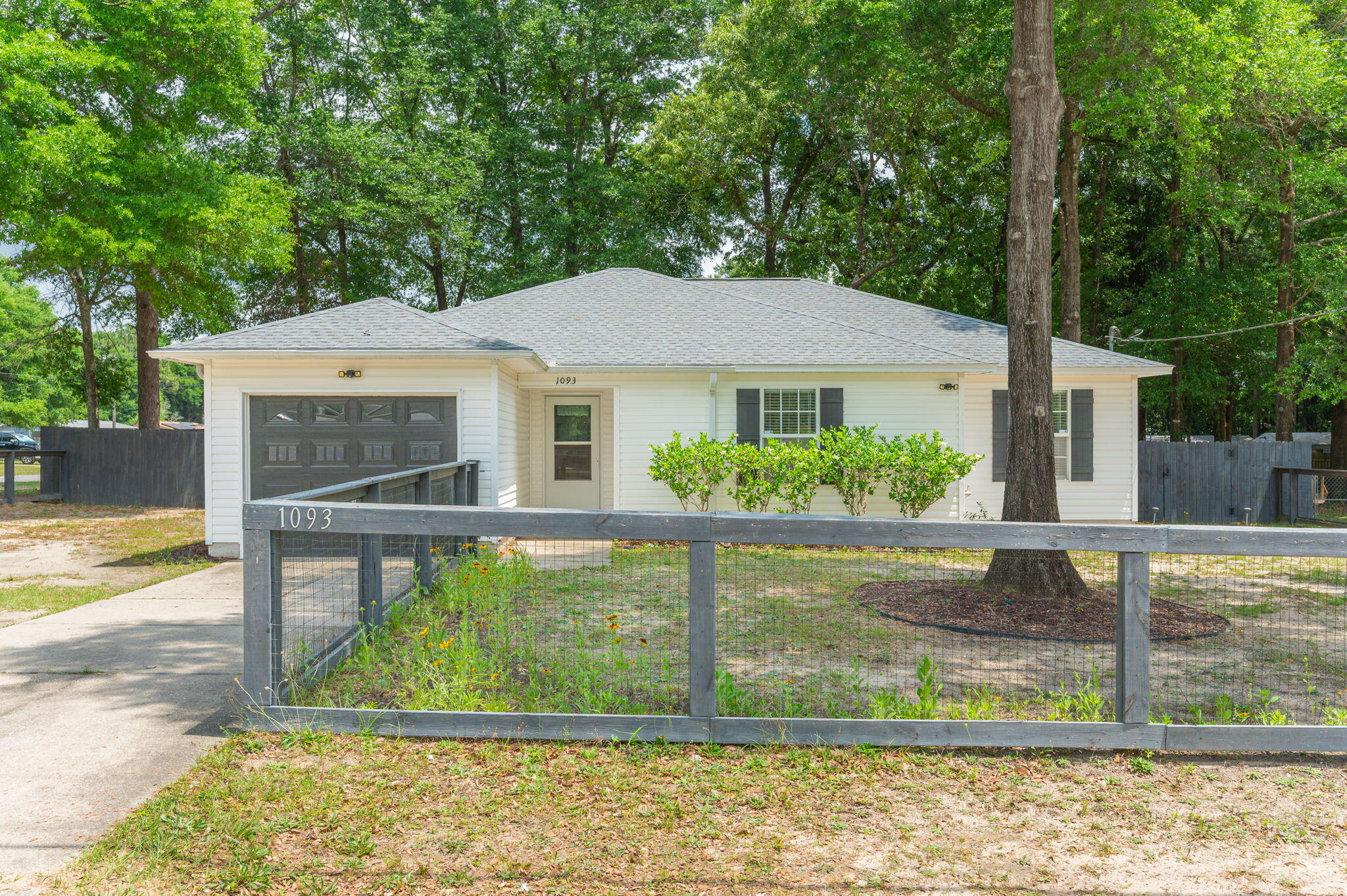 OAKDALE MINI FARMS - Residential