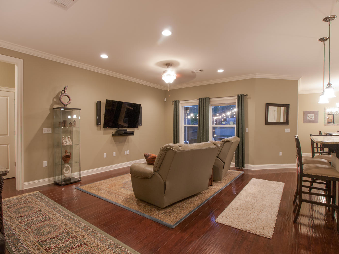 HAWK'S LANDING - Residential