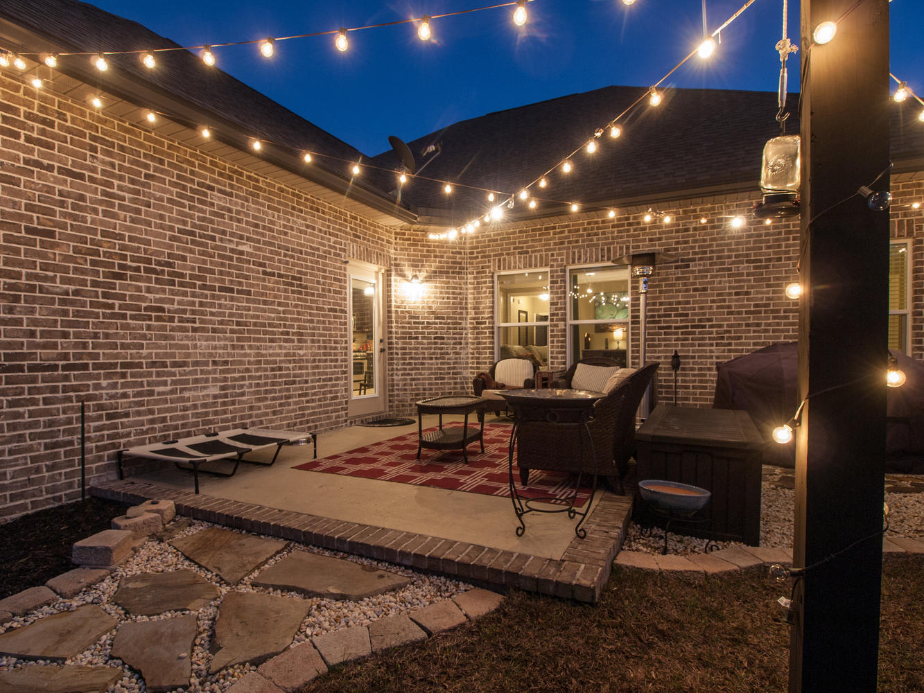 HAWK'S LANDING - Residential