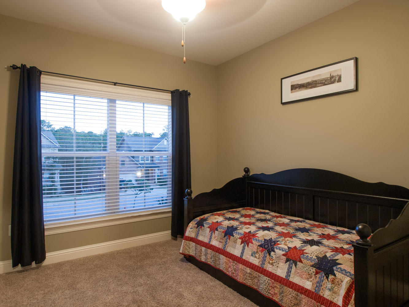 HAWK'S LANDING - Residential