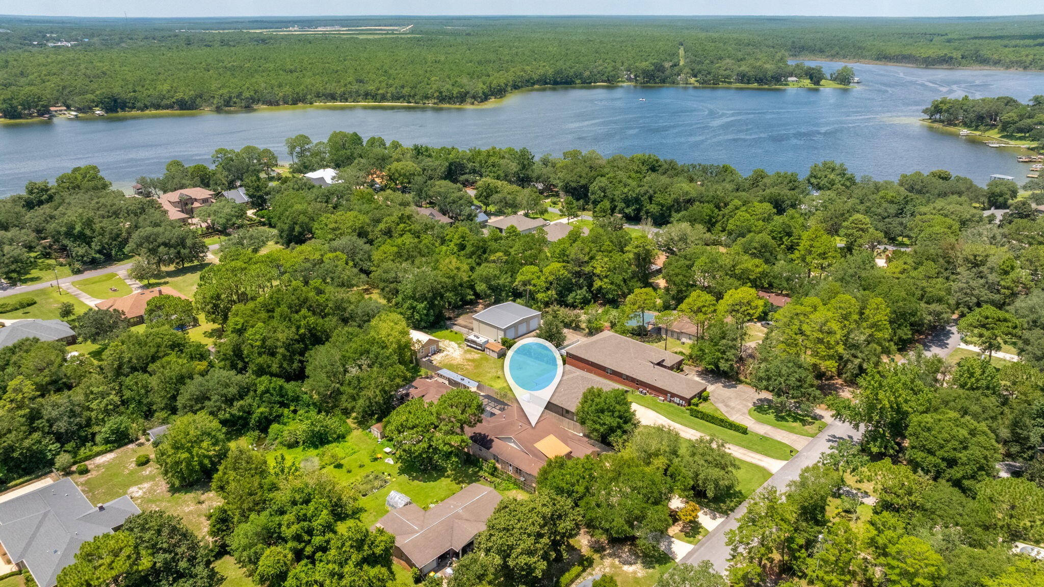 WOODLAND SHORES - Residential