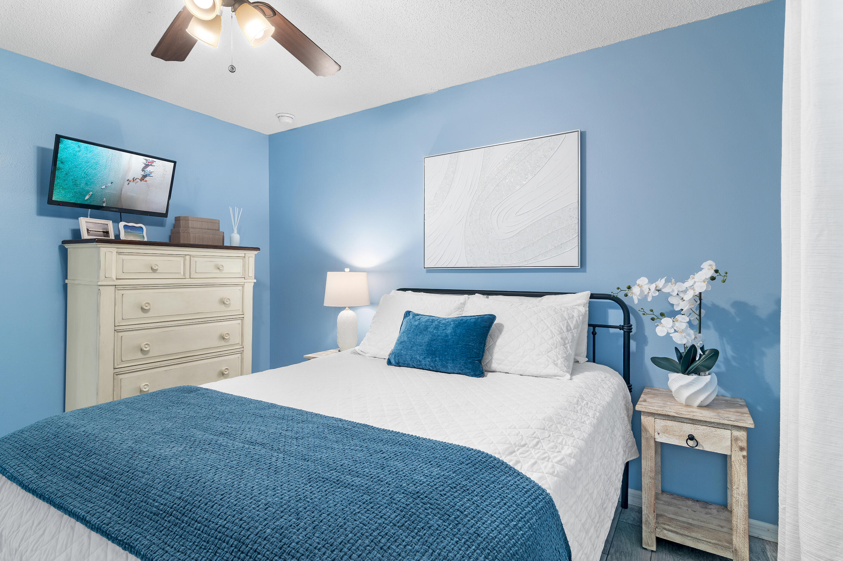 BEACHSIDE VILLAS CONDO - Residential