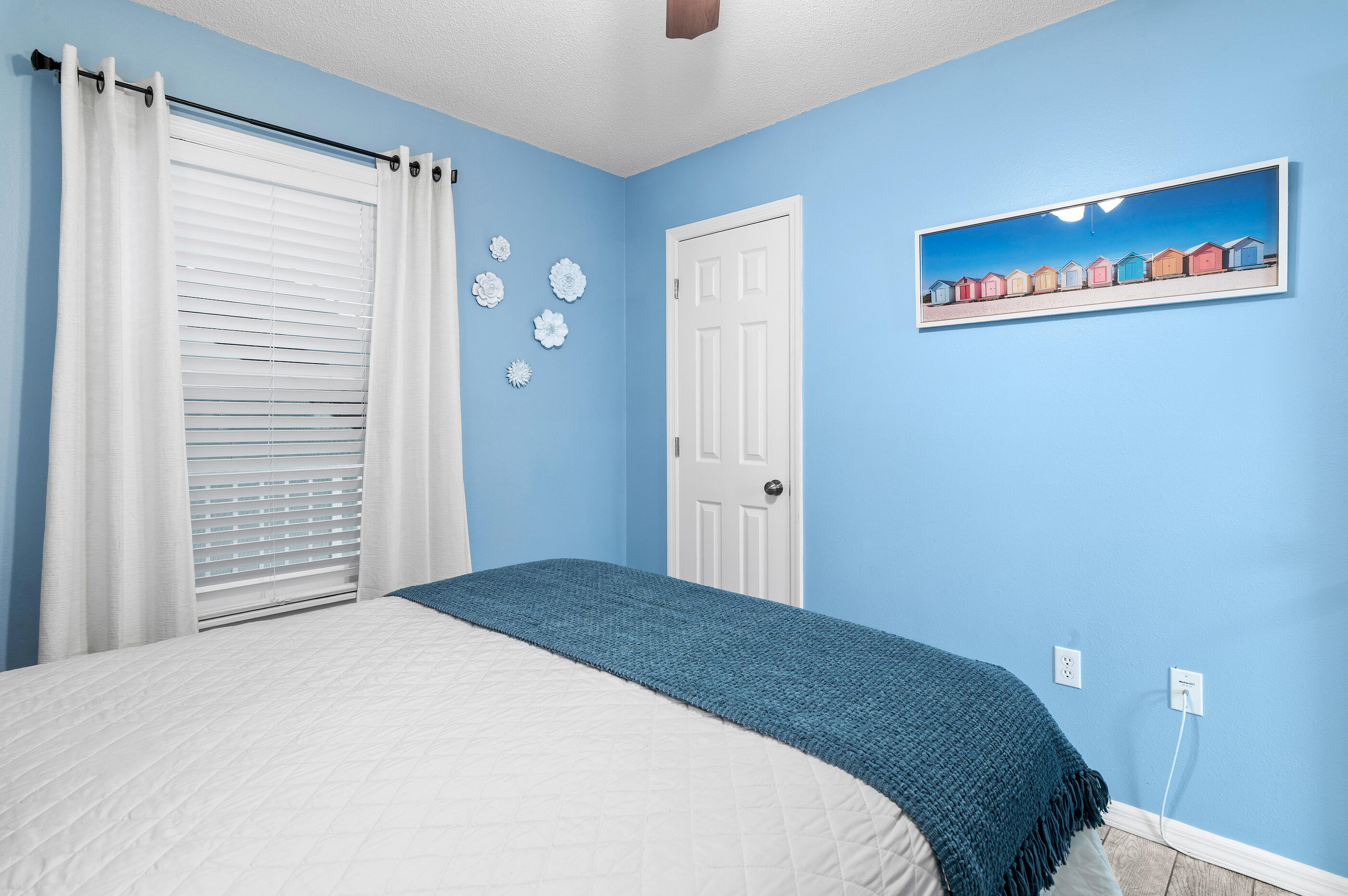 BEACHSIDE VILLAS CONDO - Residential