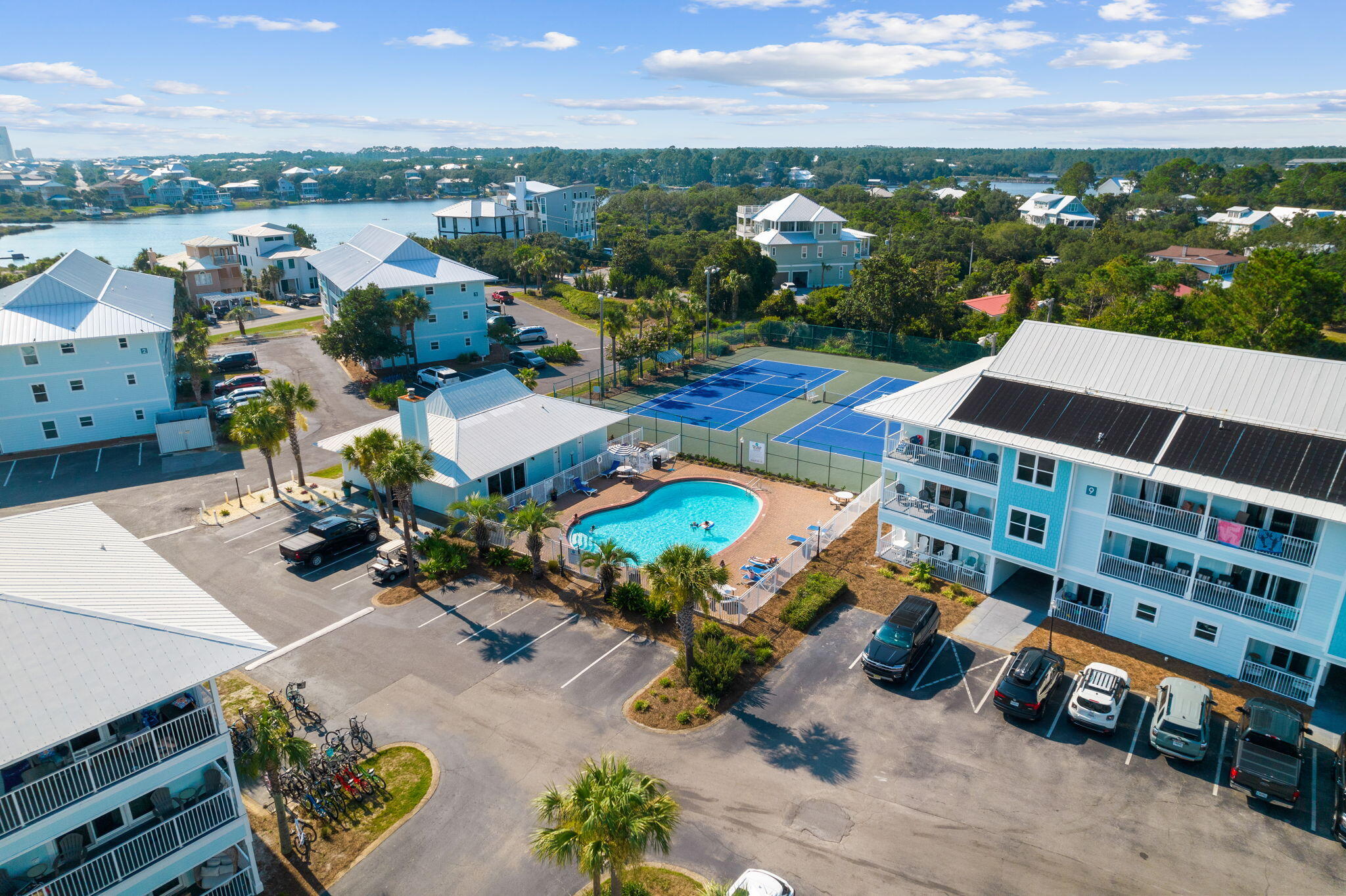 BEACHSIDE VILLAS CONDO - Residential