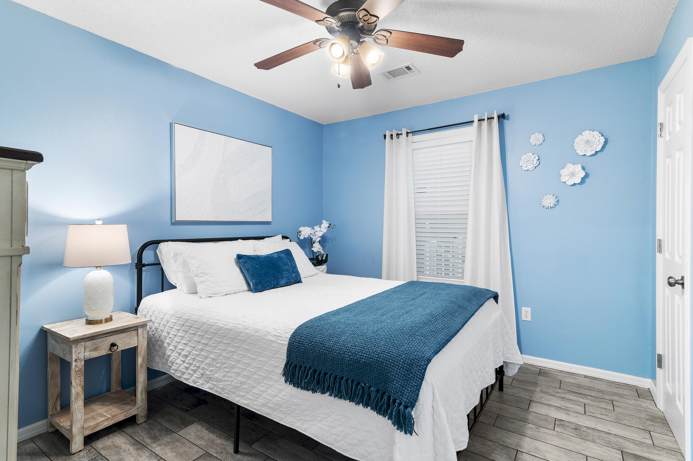 BEACHSIDE VILLAS CONDO - Residential