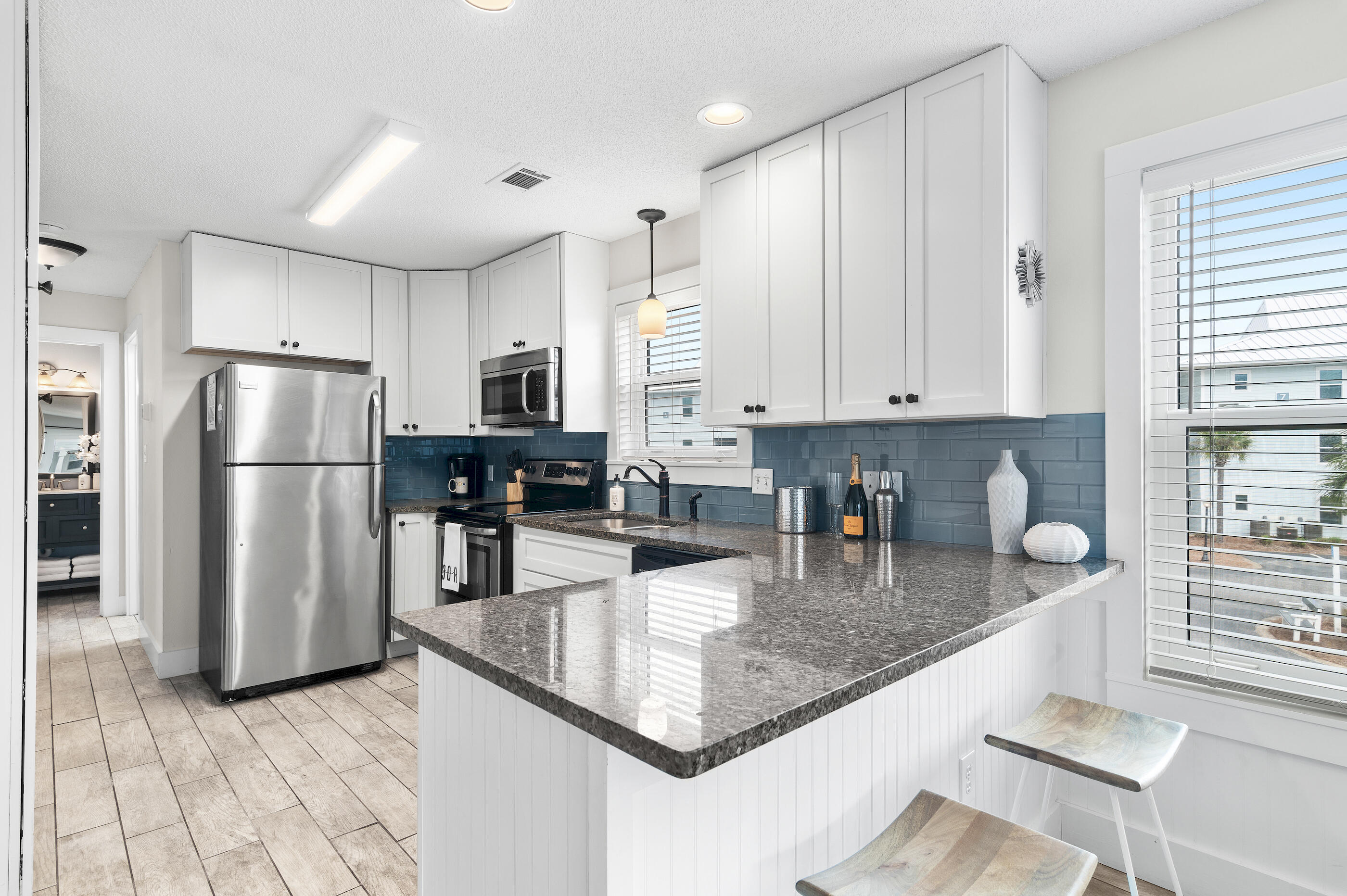 BEACHSIDE VILLAS CONDO - Residential