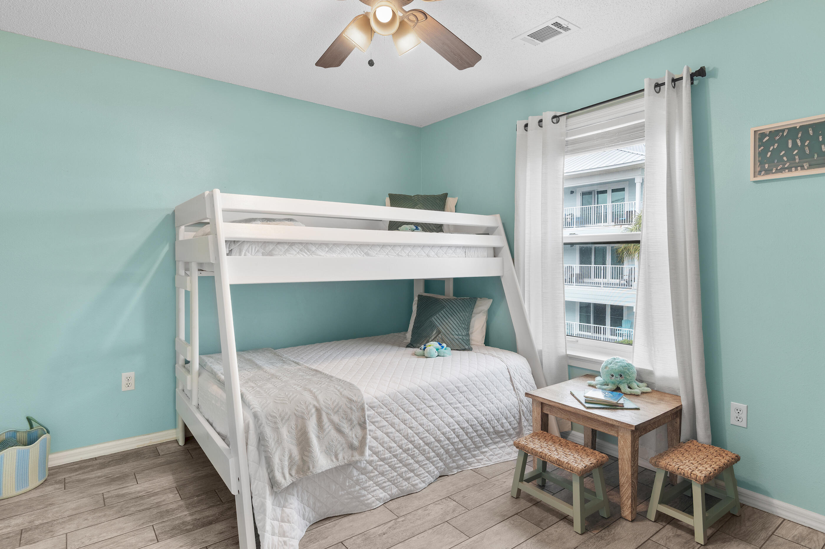 BEACHSIDE VILLAS CONDO - Residential