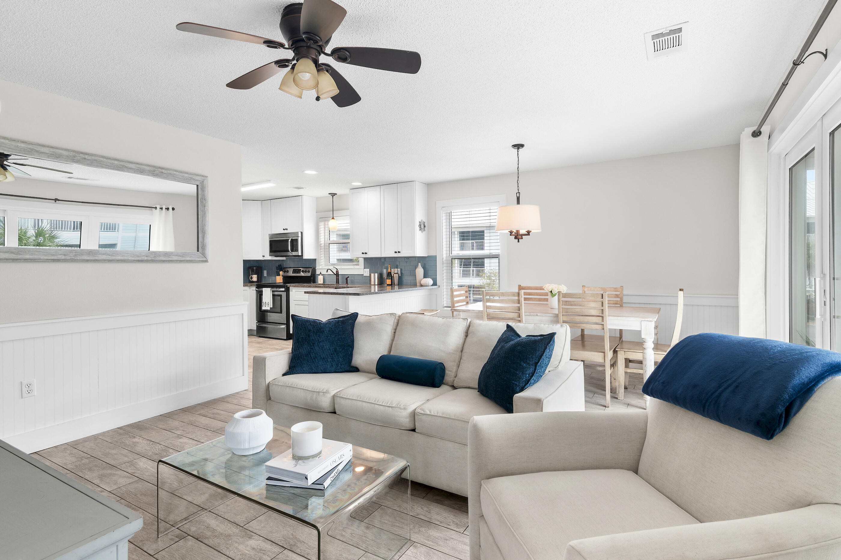 BEACHSIDE VILLAS CONDO - Residential