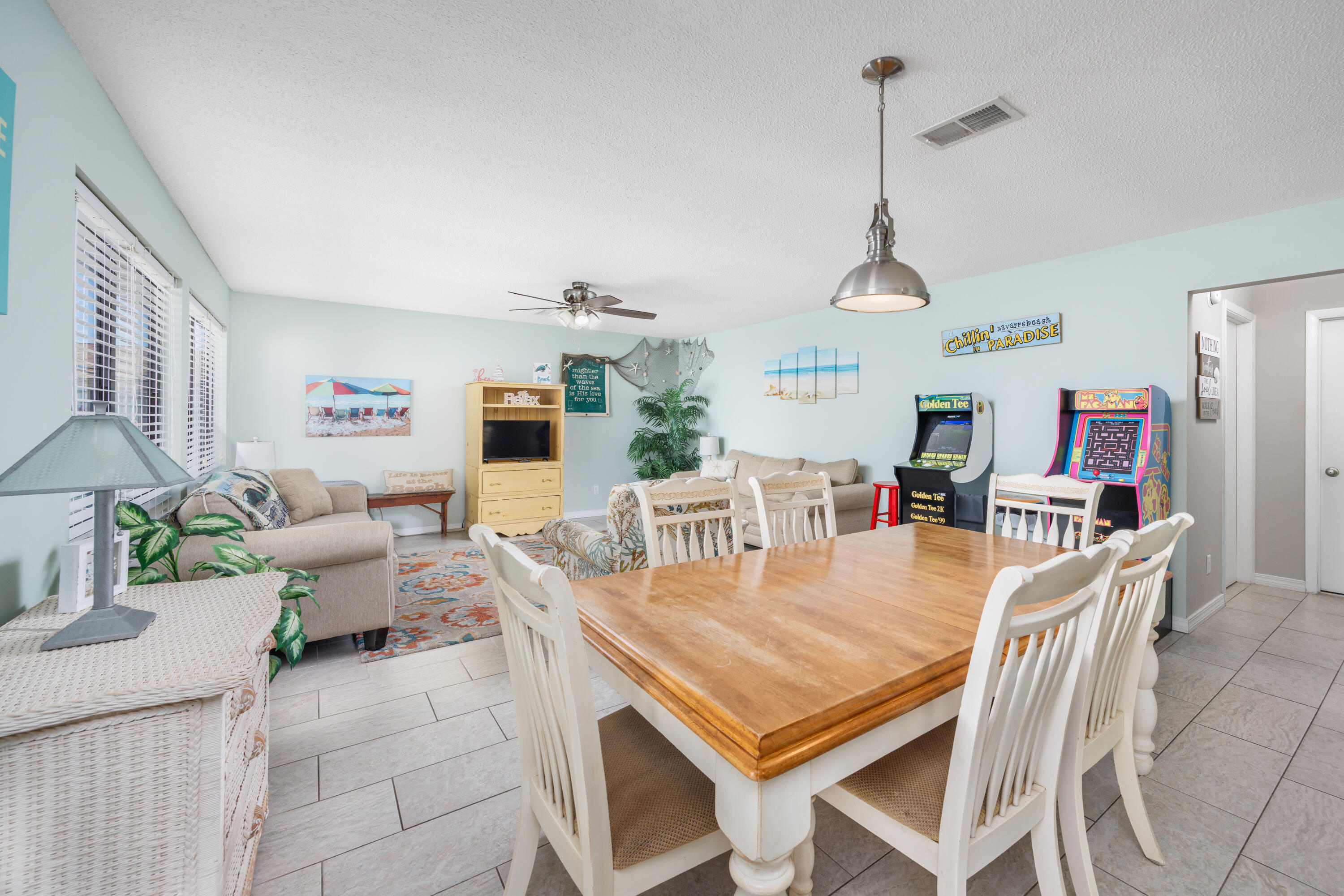 BEACHVIEW CONDOMINIUM - Residential