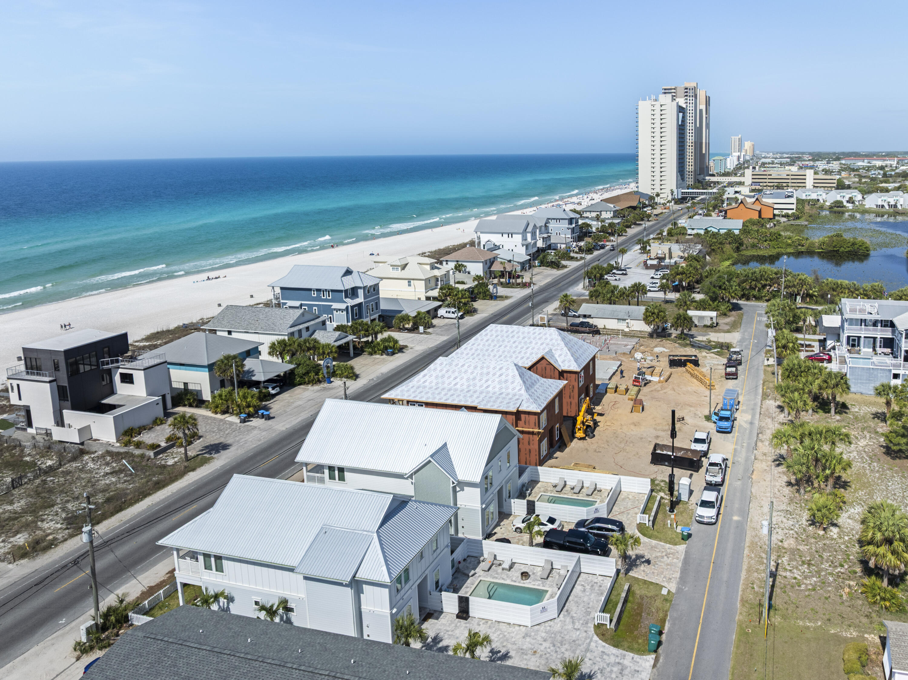 LULLWATER BEACH - Residential