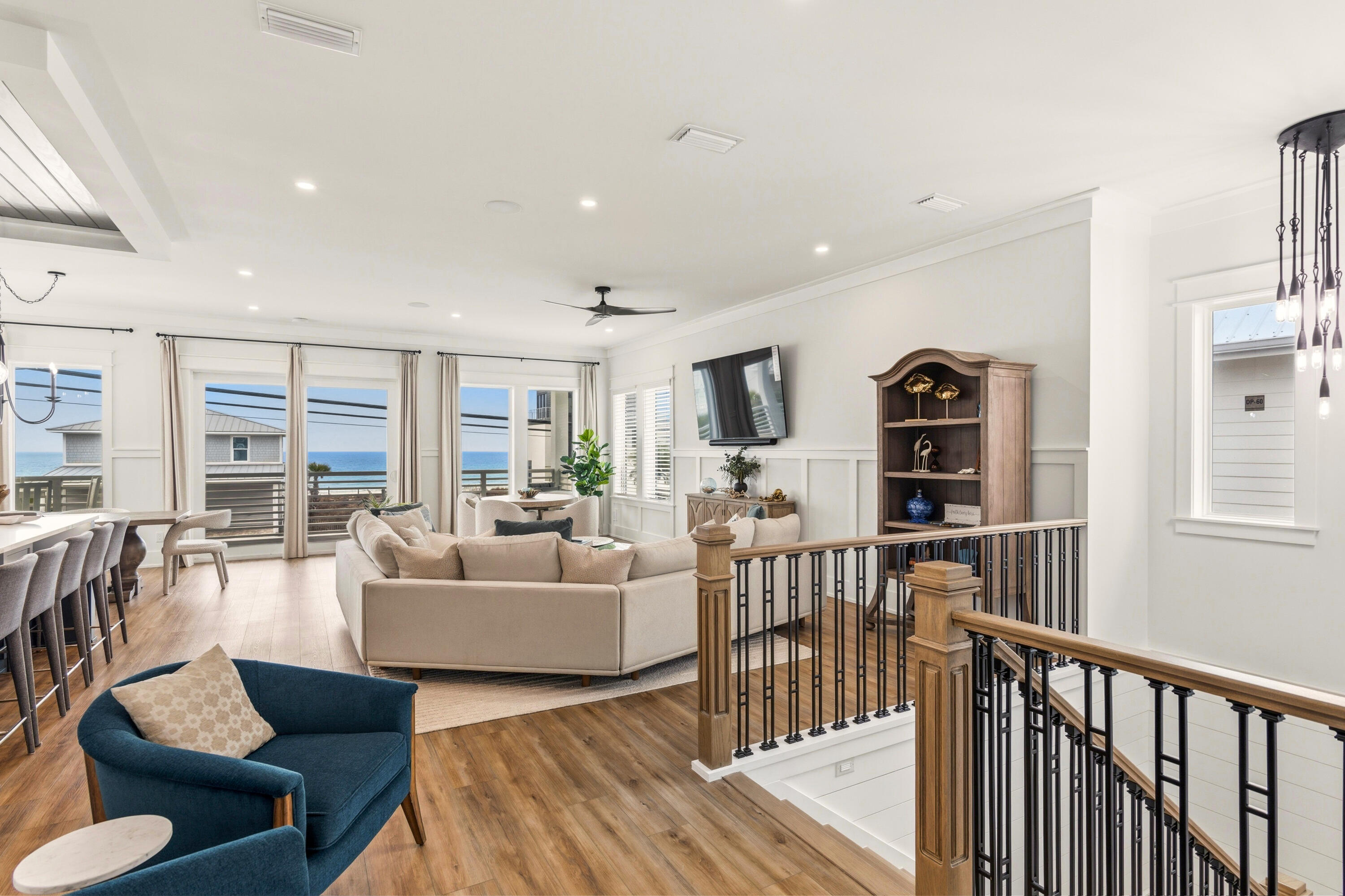 LULLWATER BEACH - Residential