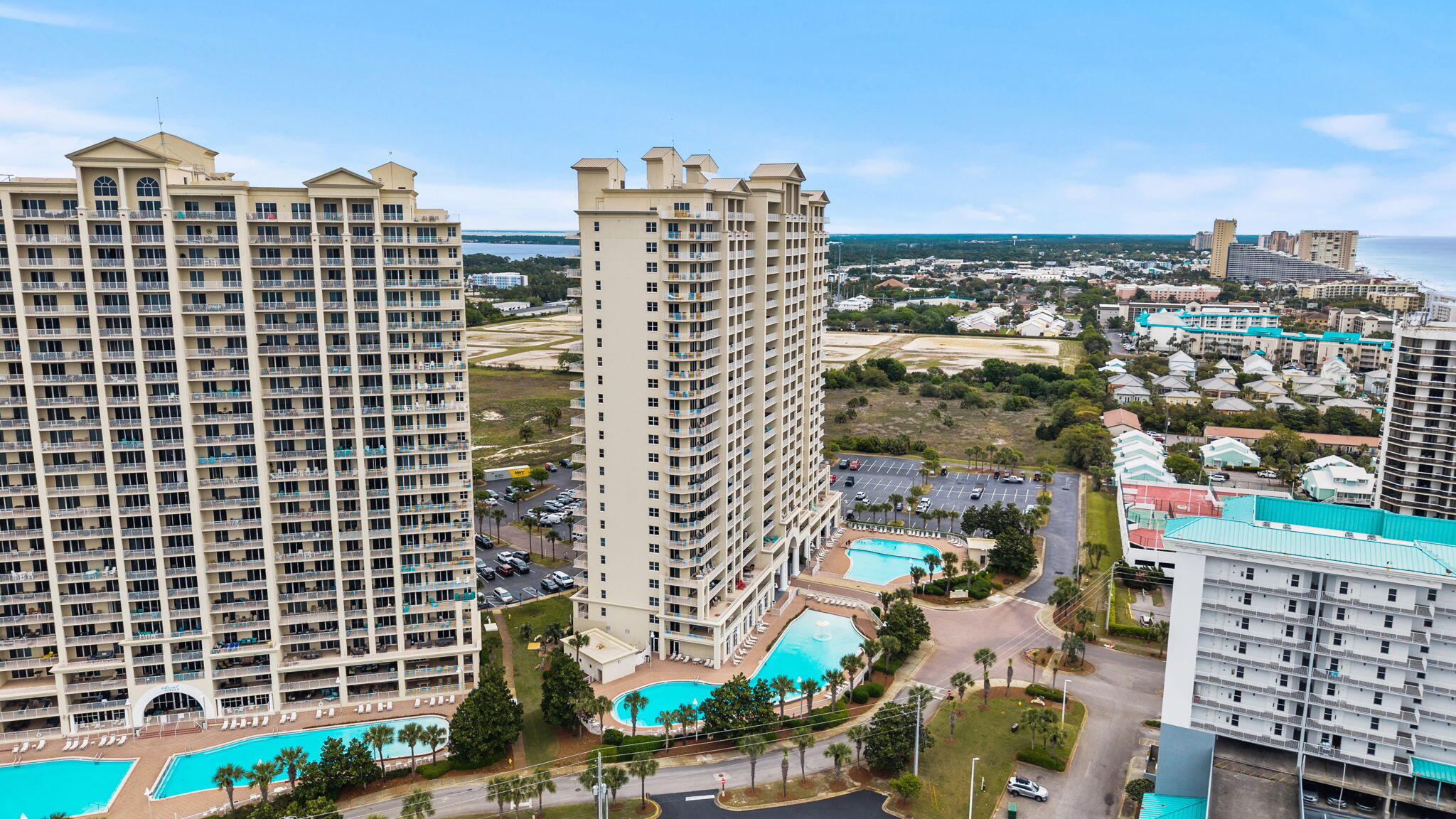 ARIEL DUNES 1 - Residential