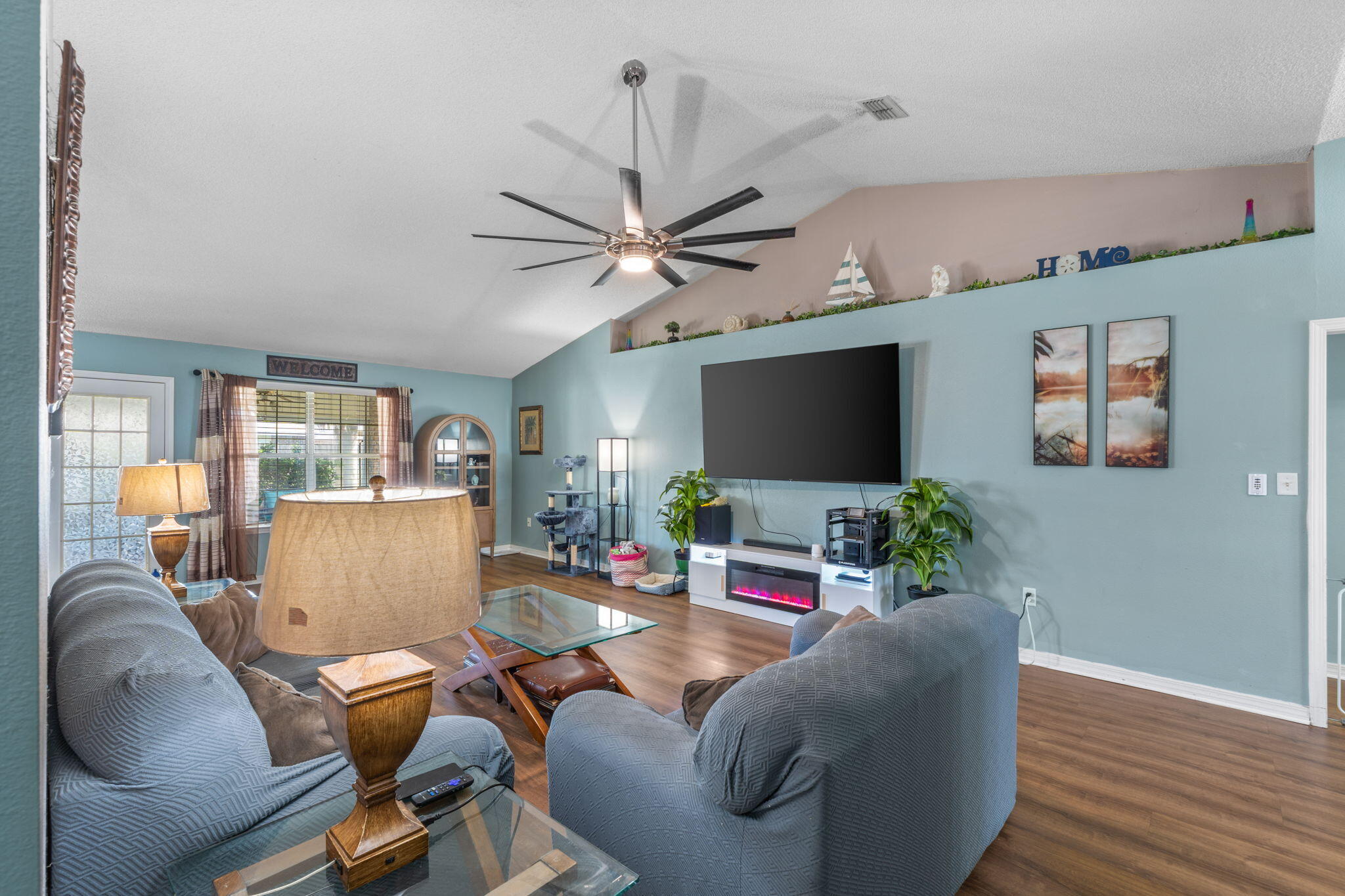 CREETWOODS - Residential