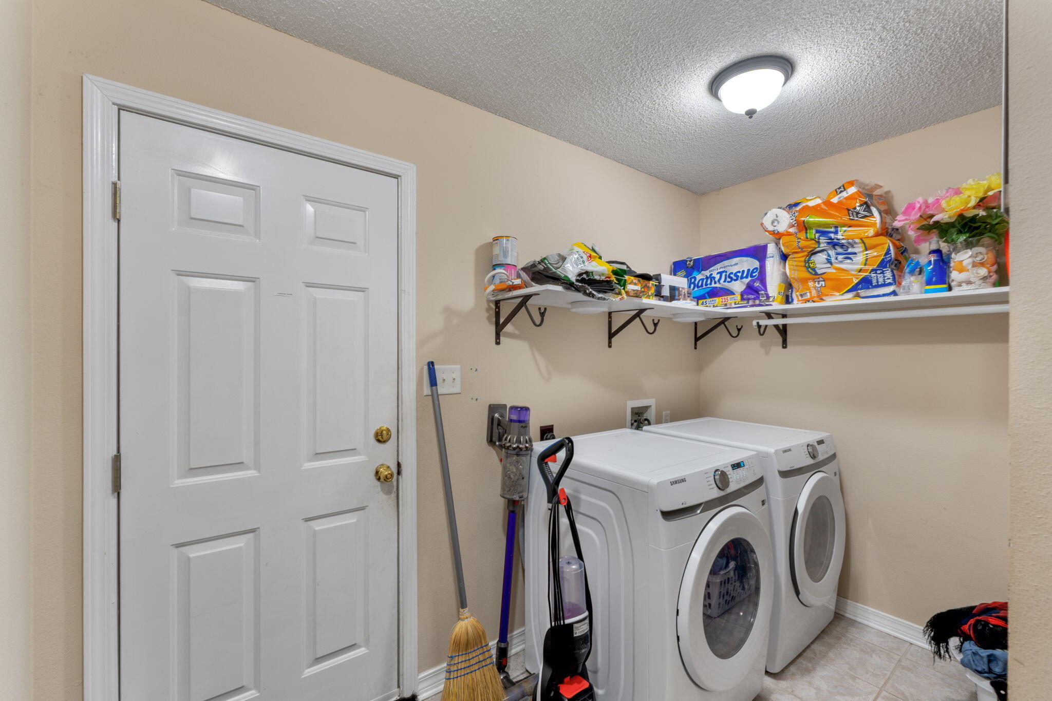 CREETWOODS - Residential