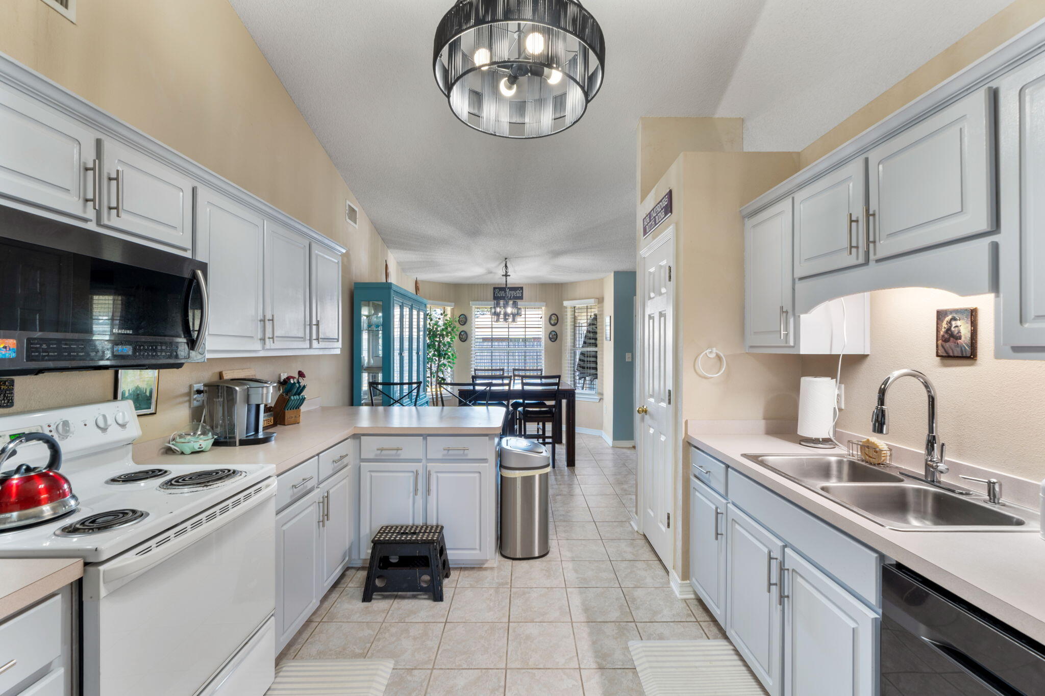 CREETWOODS - Residential