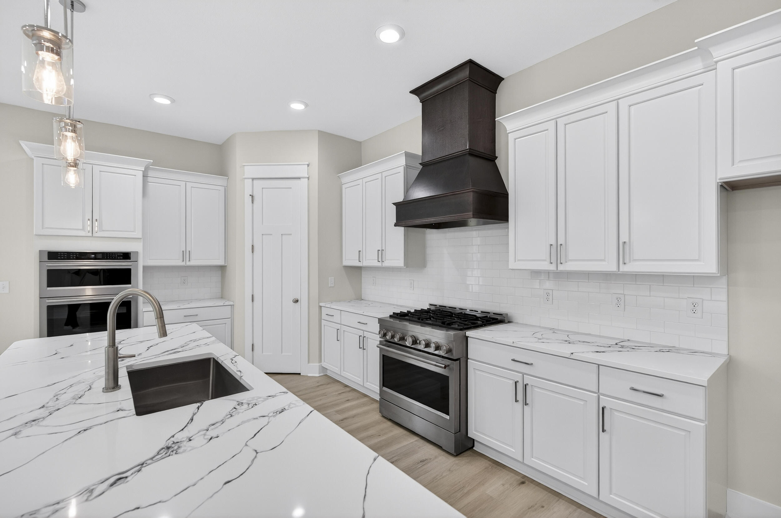 JARS COVE - Residential