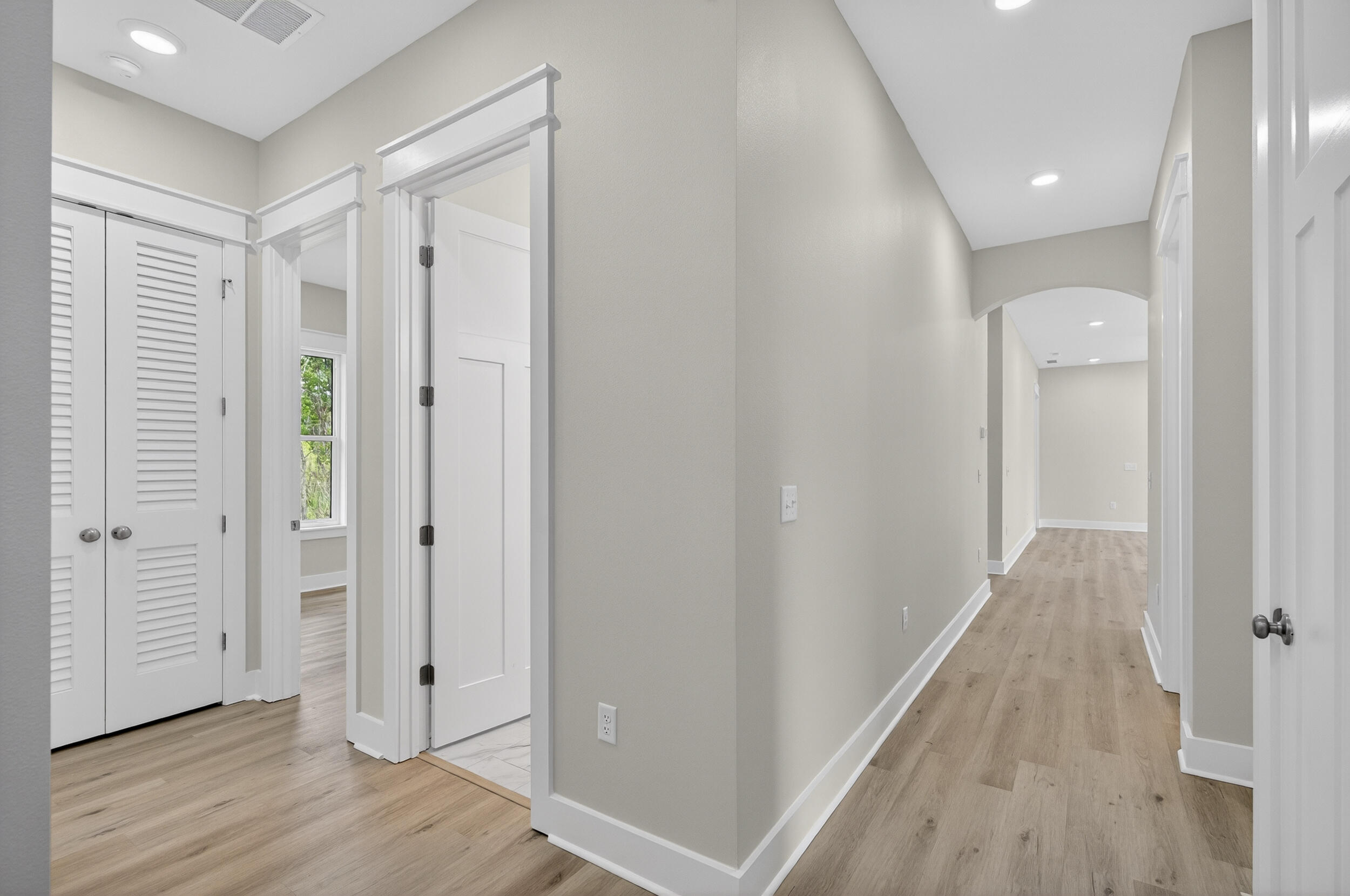 JARS COVE - Residential