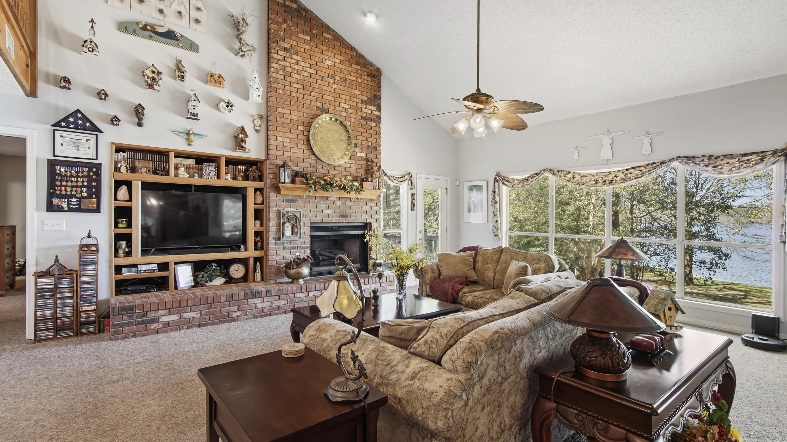 SPRING LAKE ESTATES - Residential