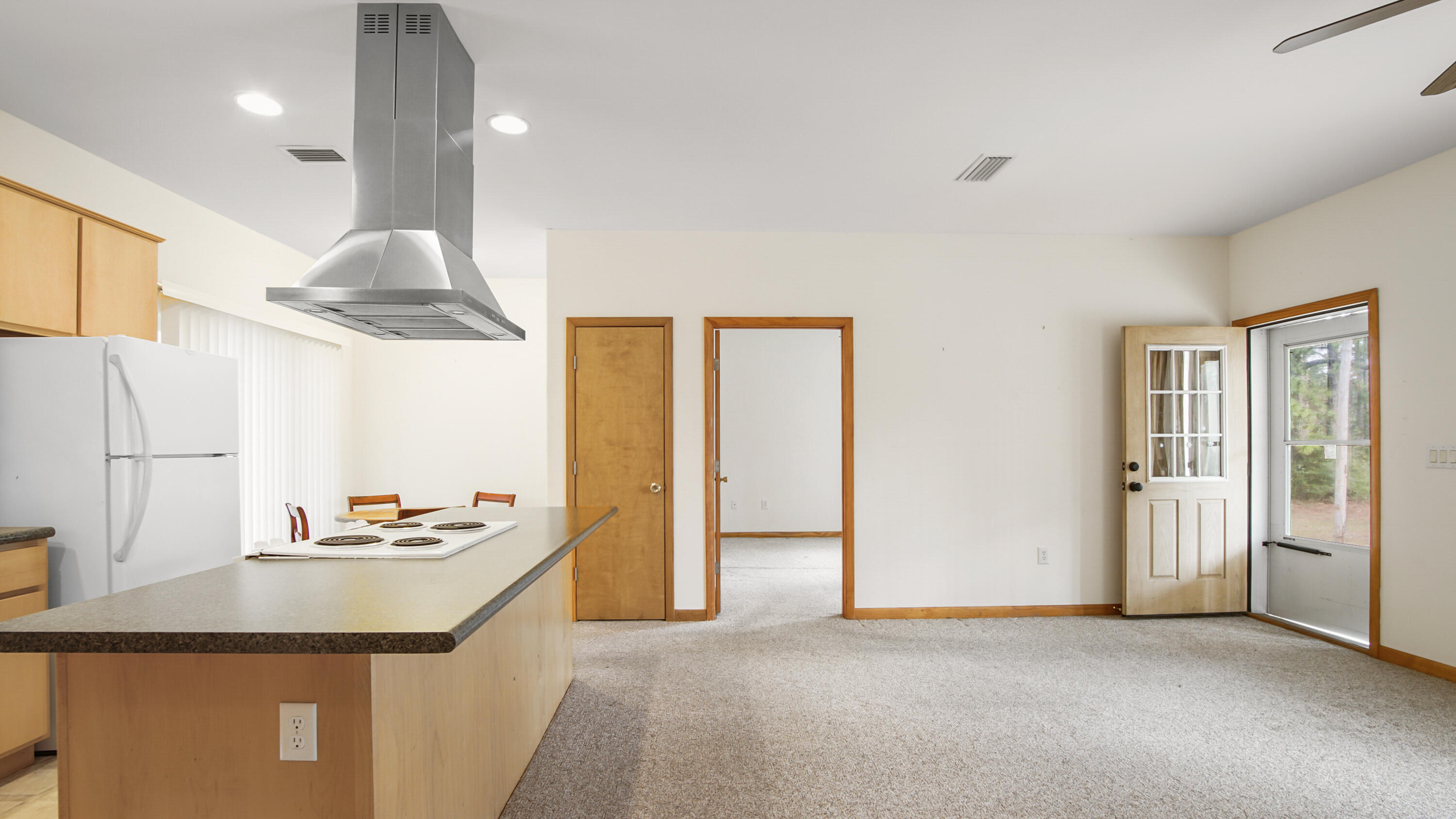 TOWN OF SANTA ROSA - Residential