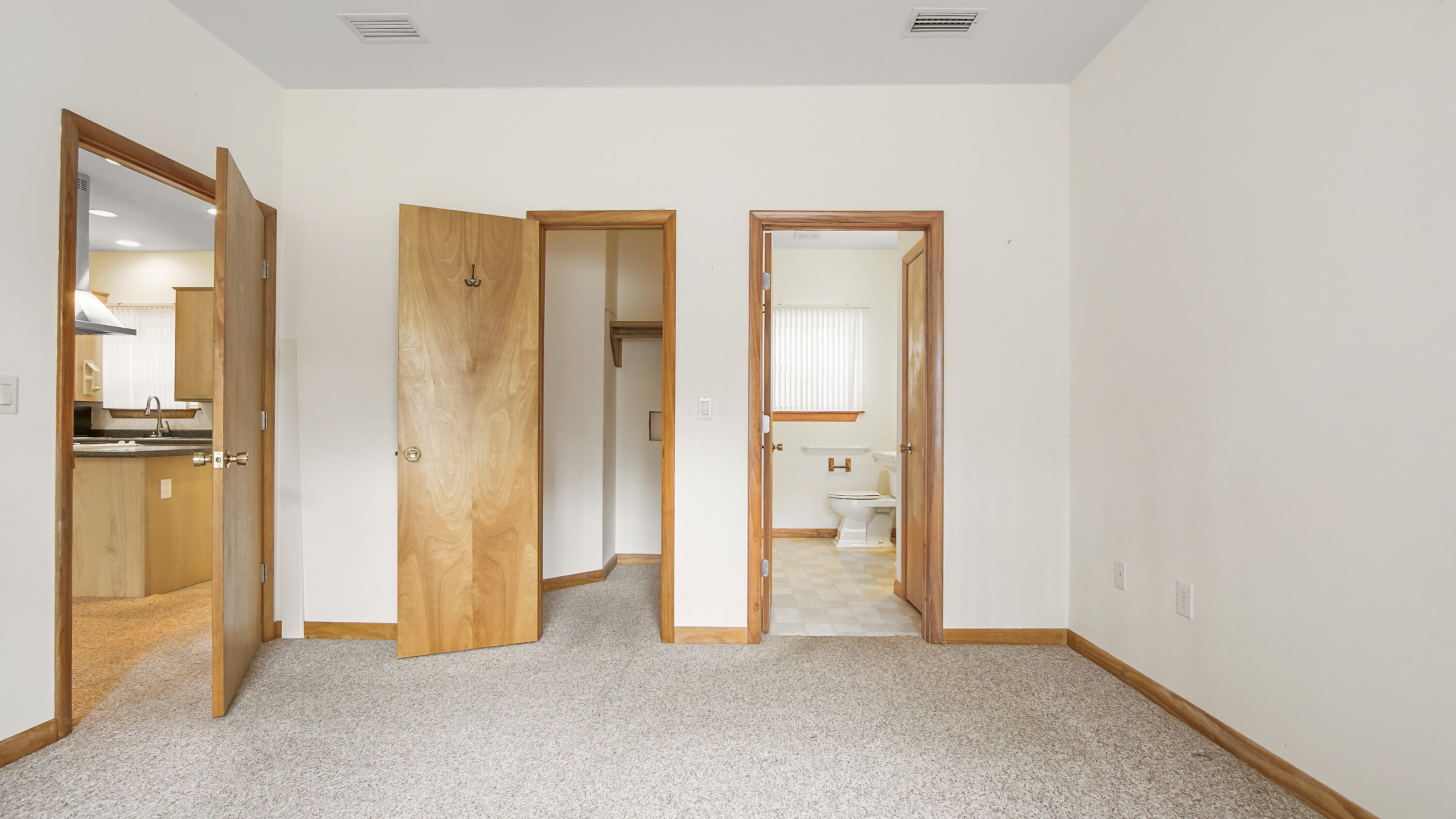 TOWN OF SANTA ROSA - Residential