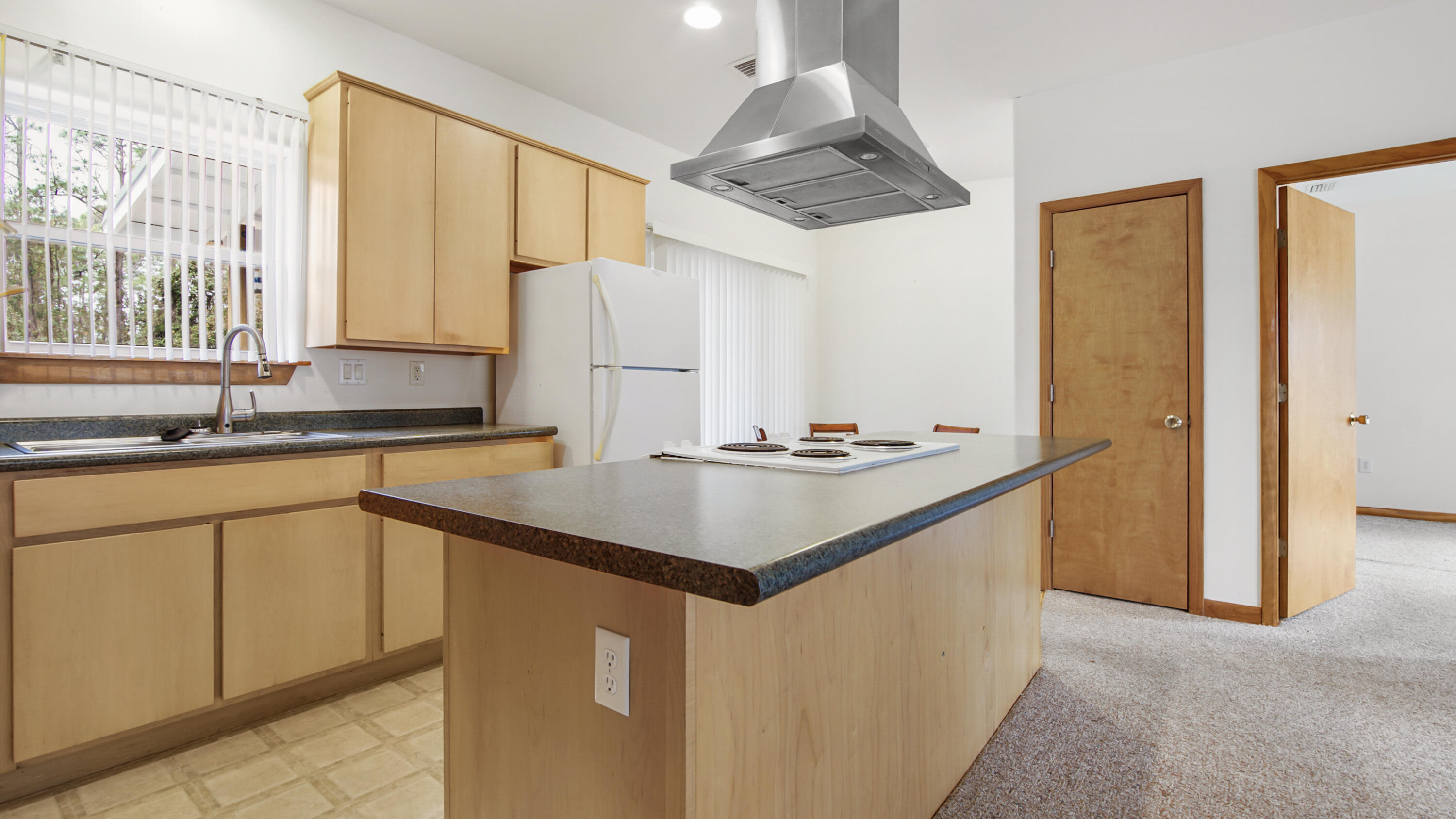 TOWN OF SANTA ROSA - Residential