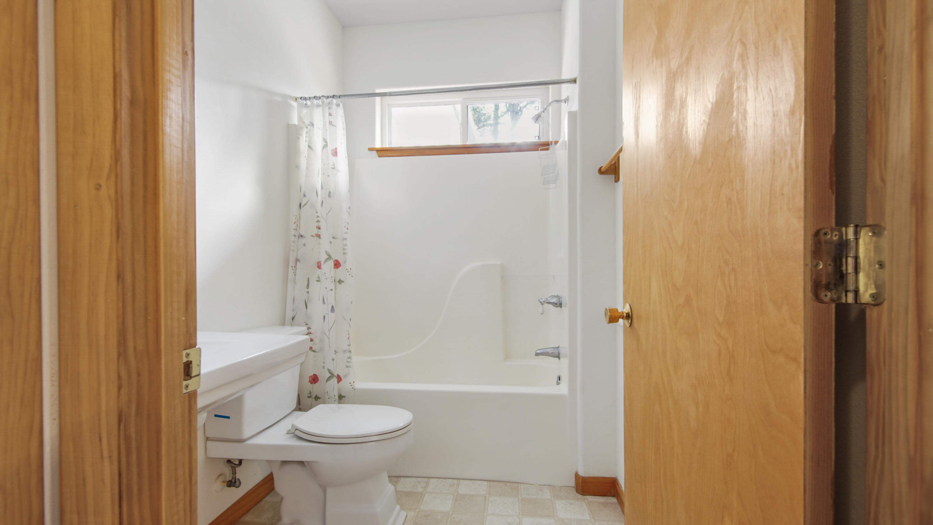 TOWN OF SANTA ROSA - Residential