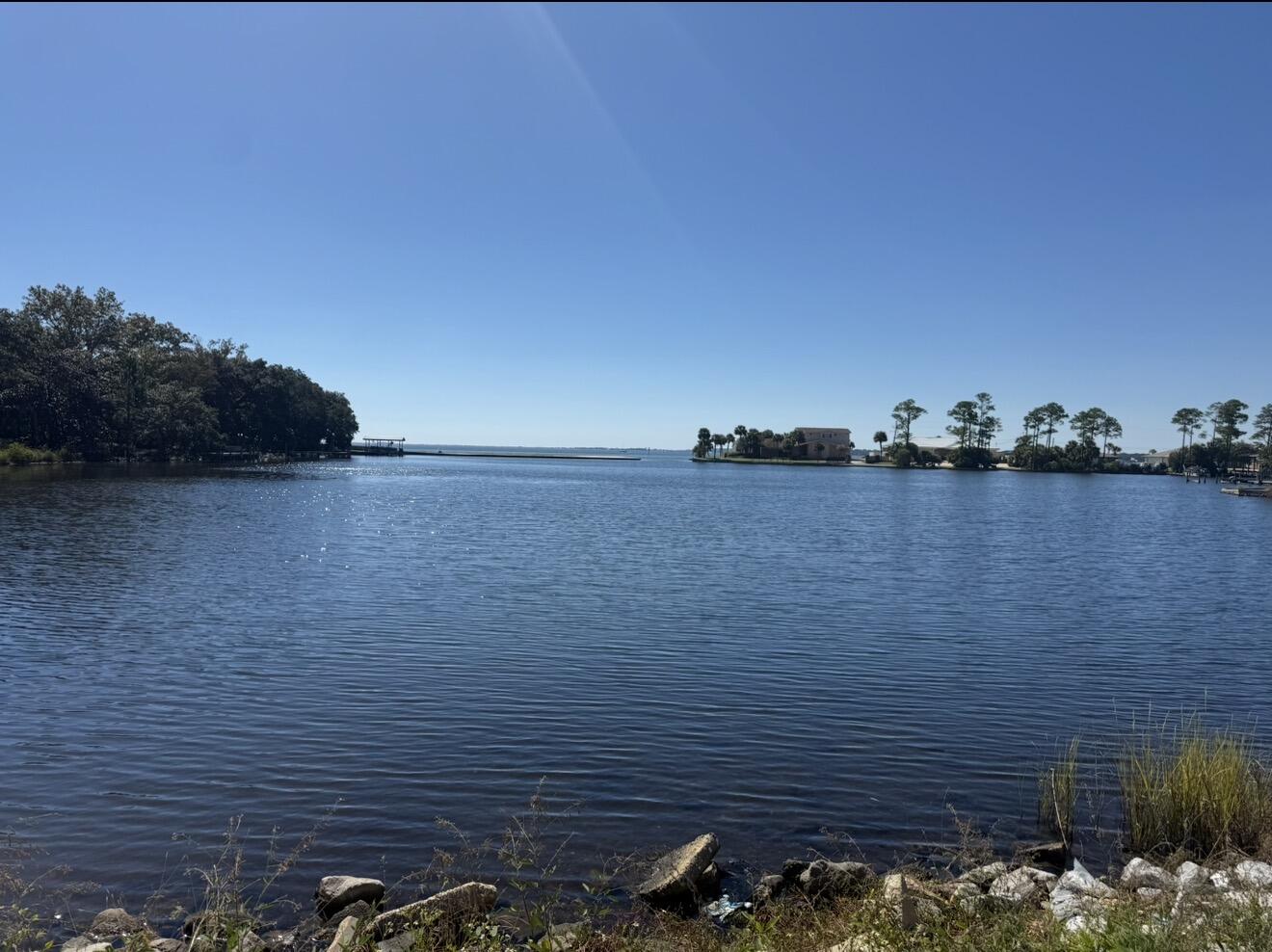 PORT DIXIE - Residential Lease