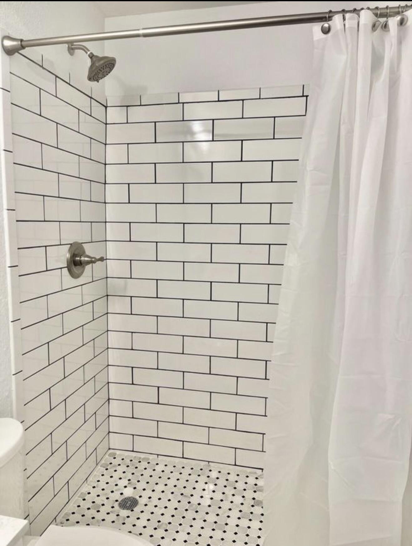 PORT DIXIE - Residential Lease